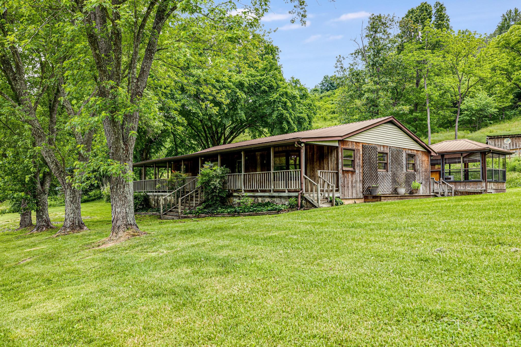 4060 Auburntown Rd Property Photo 1