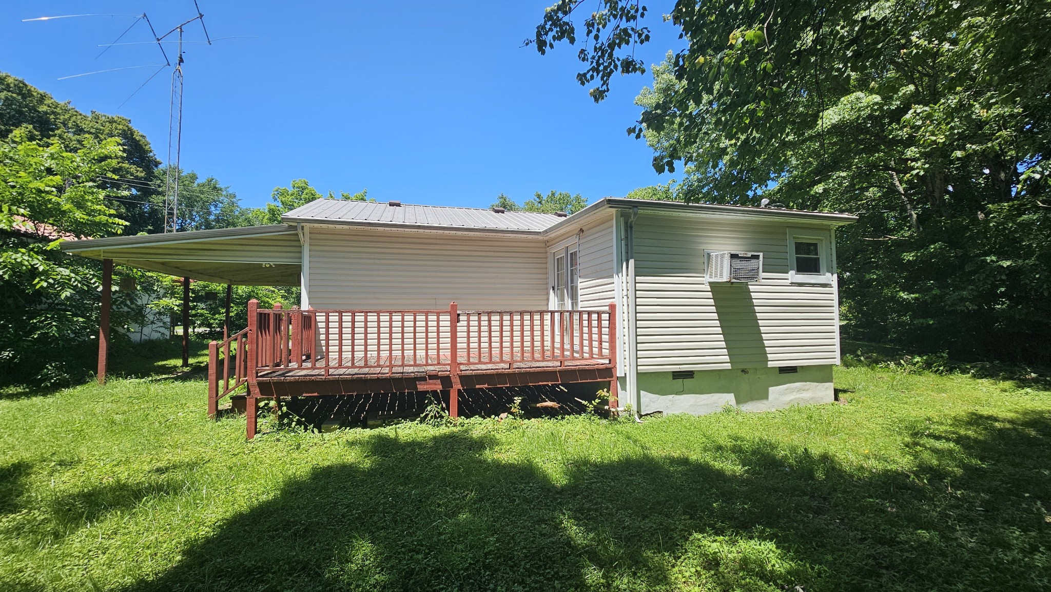 153 Cooper Rd Property Photo 2