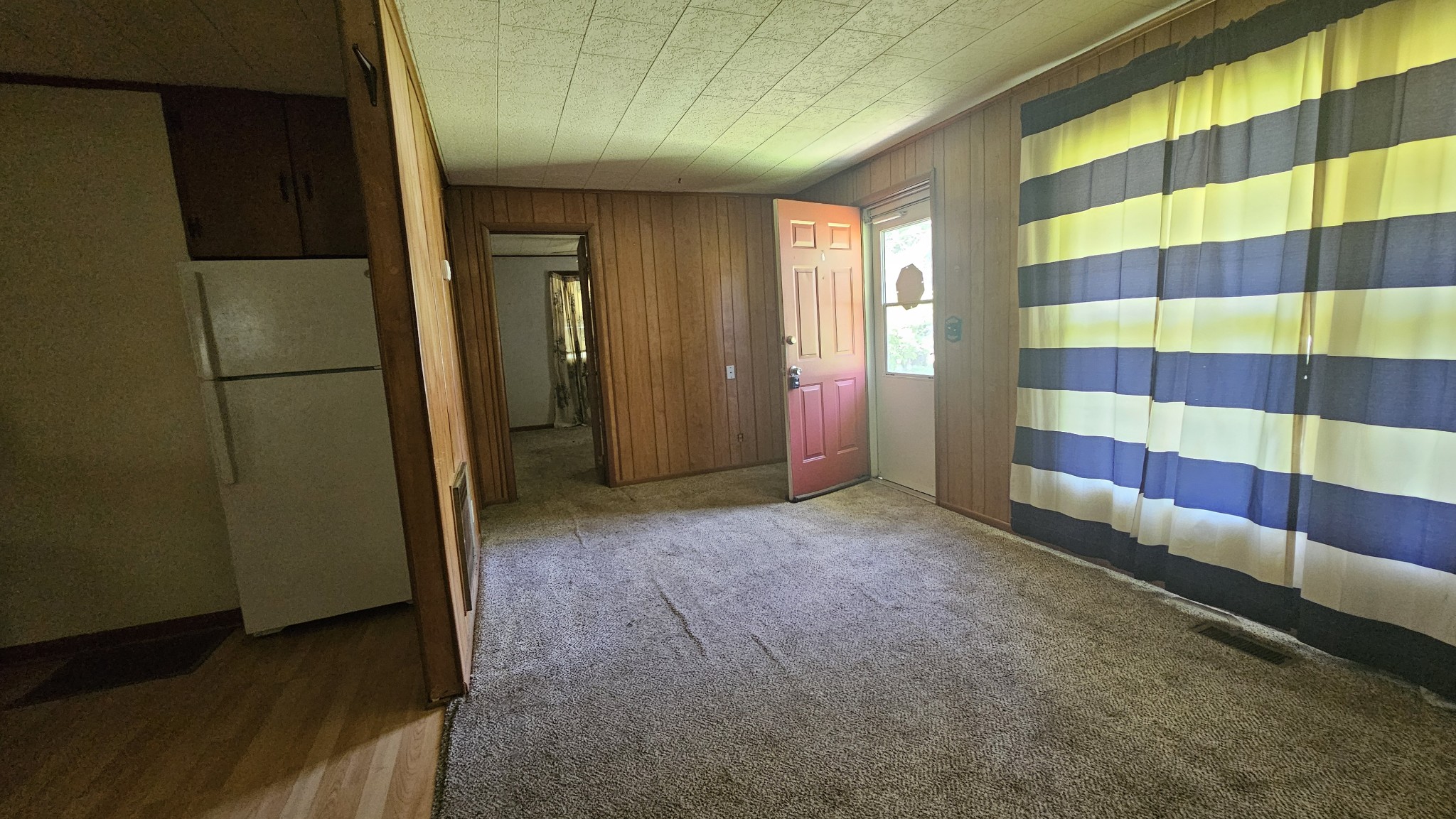153 Cooper Rd Property Photo 6