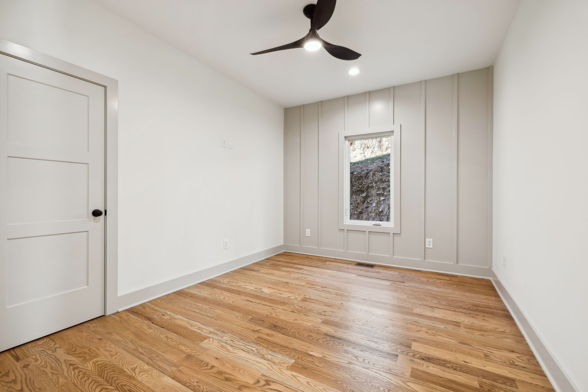 921 Blackberry Ridge Way Property Photo 17
