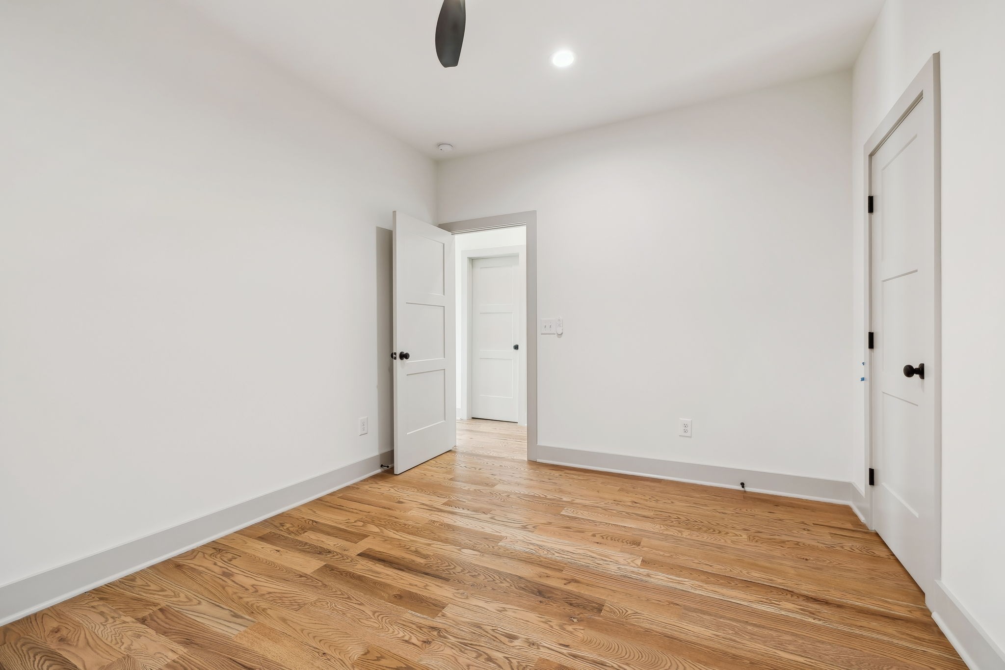 921 Blackberry Ridge Way Property Photo 18