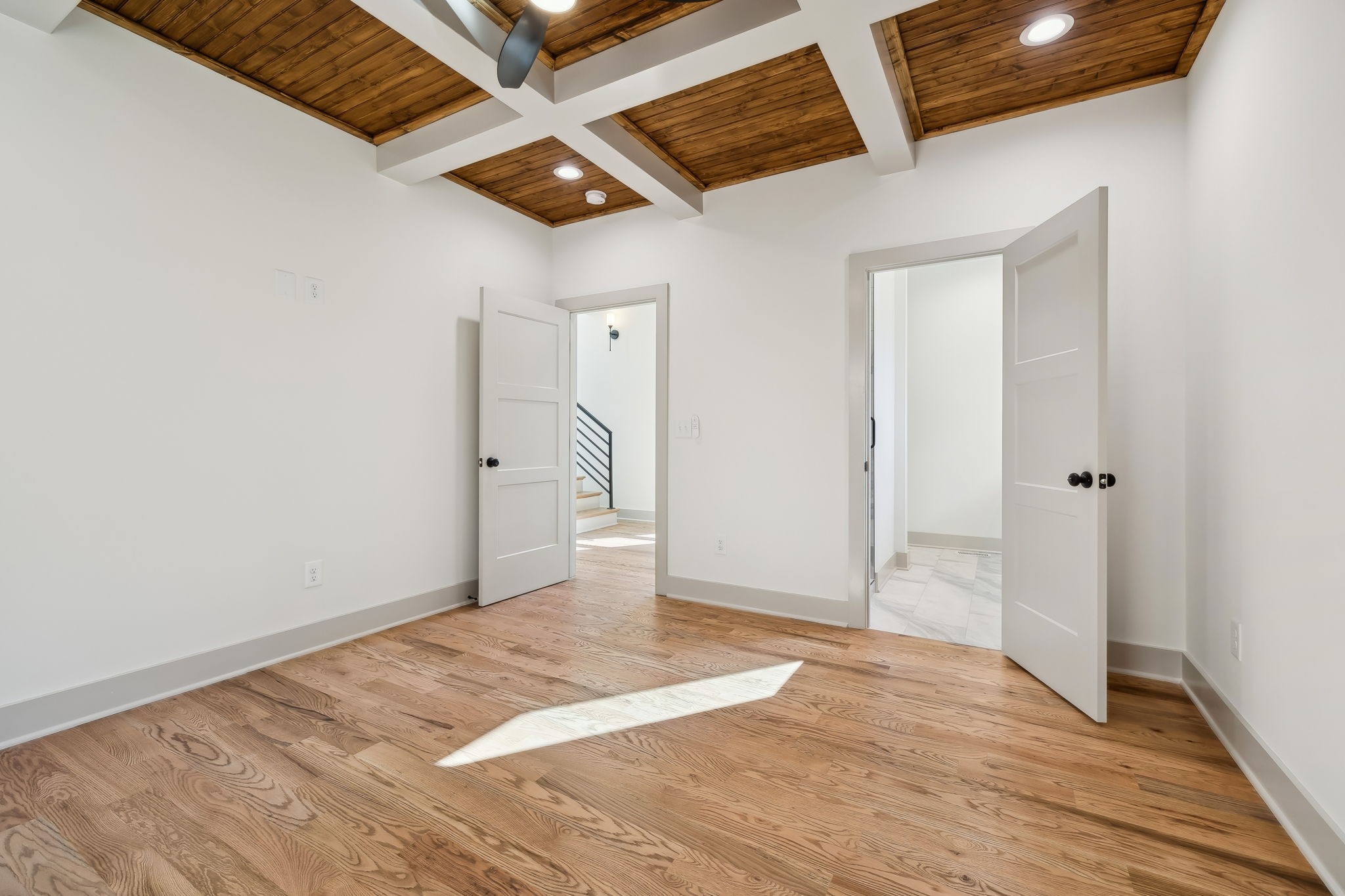 921 Blackberry Ridge Way Property Photo 20