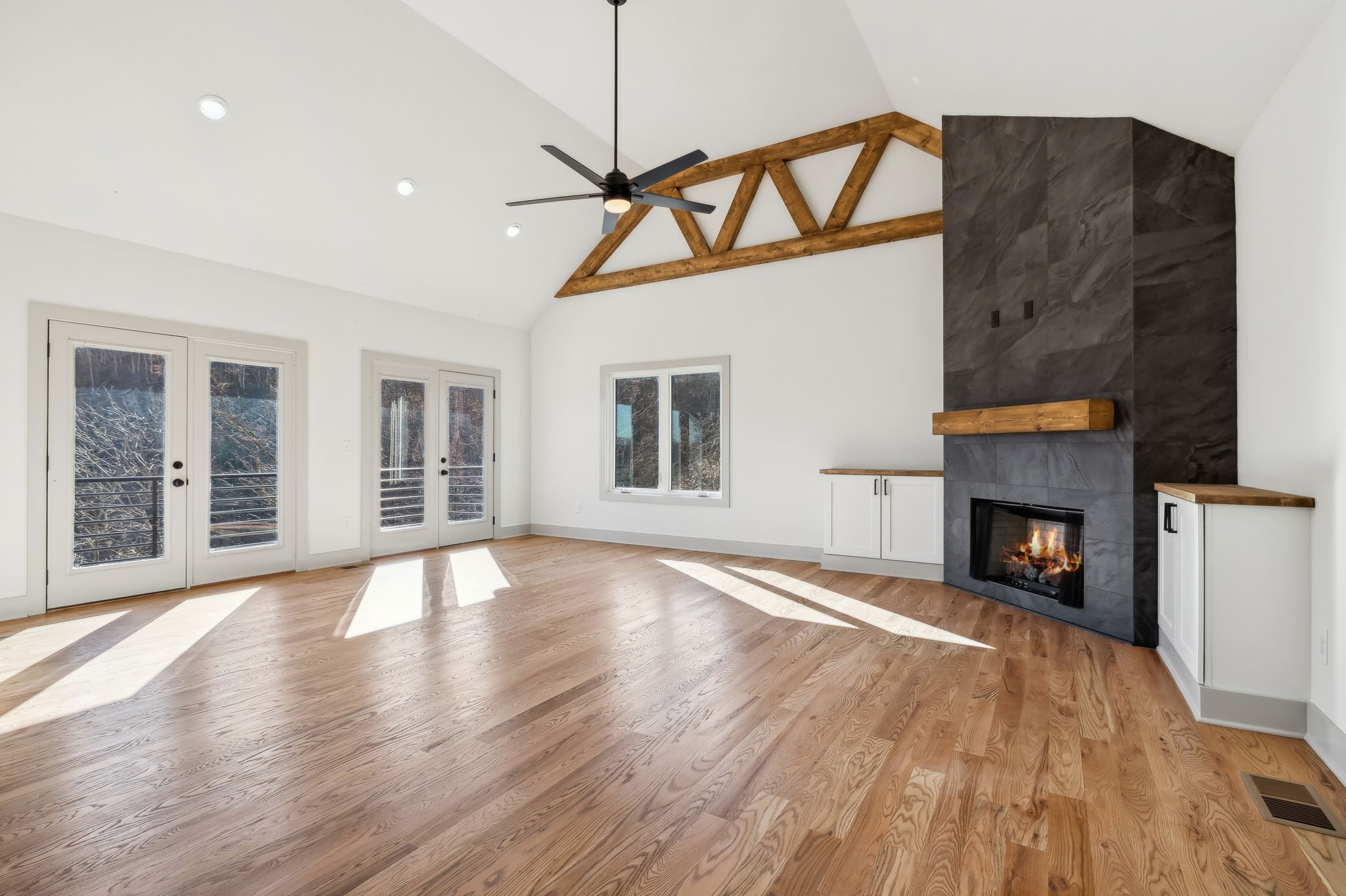 921 Blackberry Ridge Way Property Photo 33