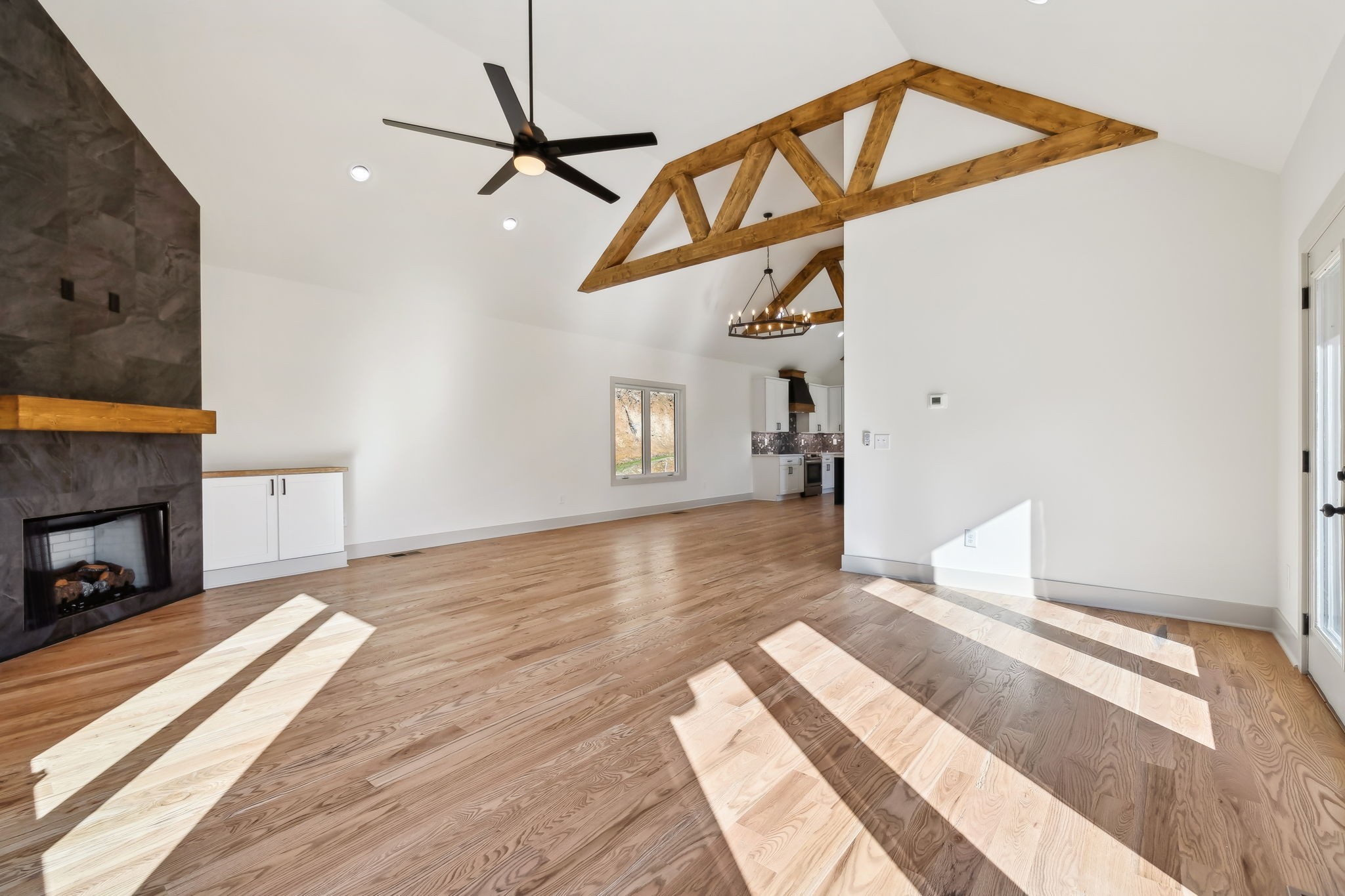 921 Blackberry Ridge Way Property Photo 35