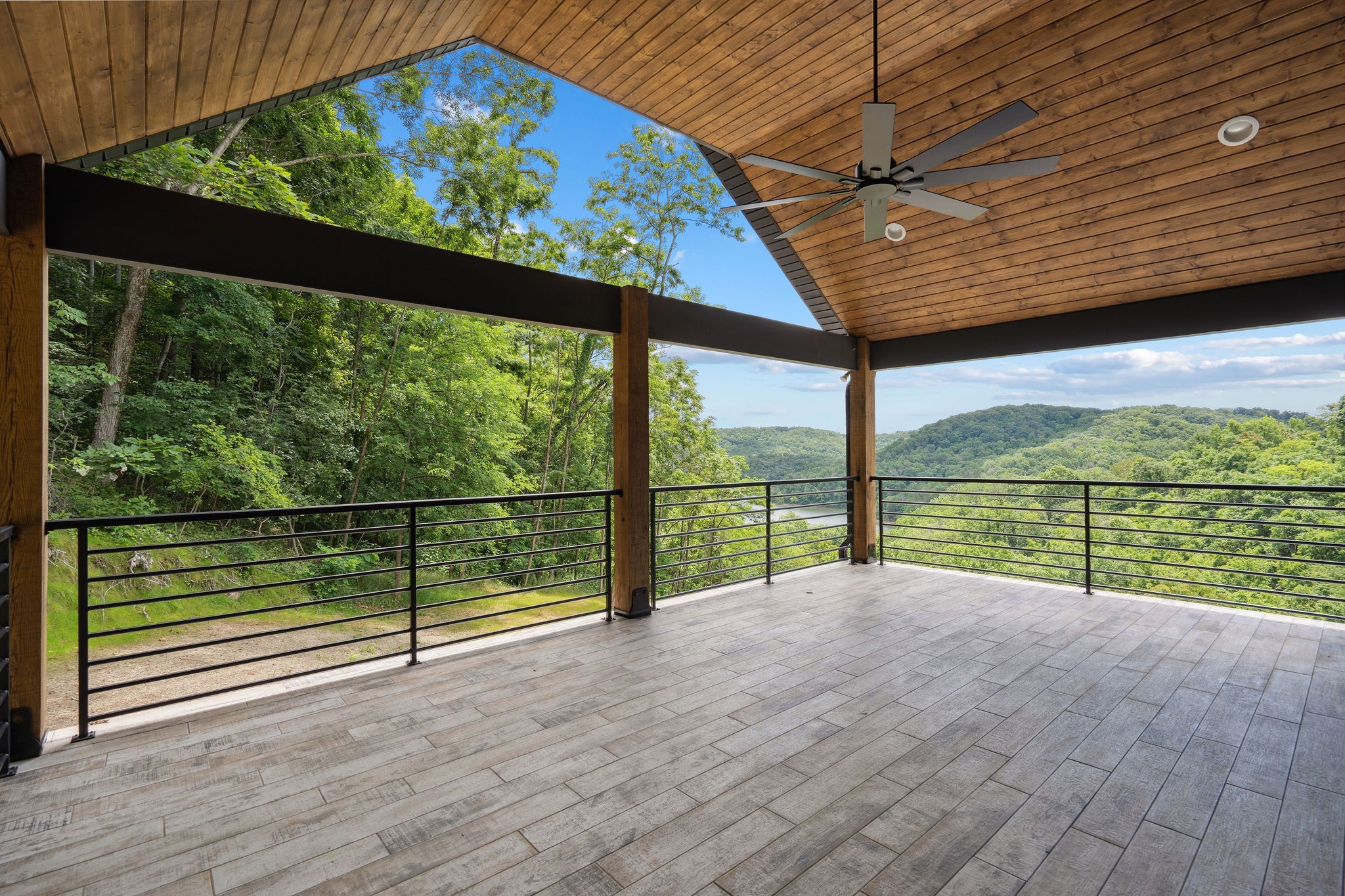 921 Blackberry Ridge Way Property Photo 41