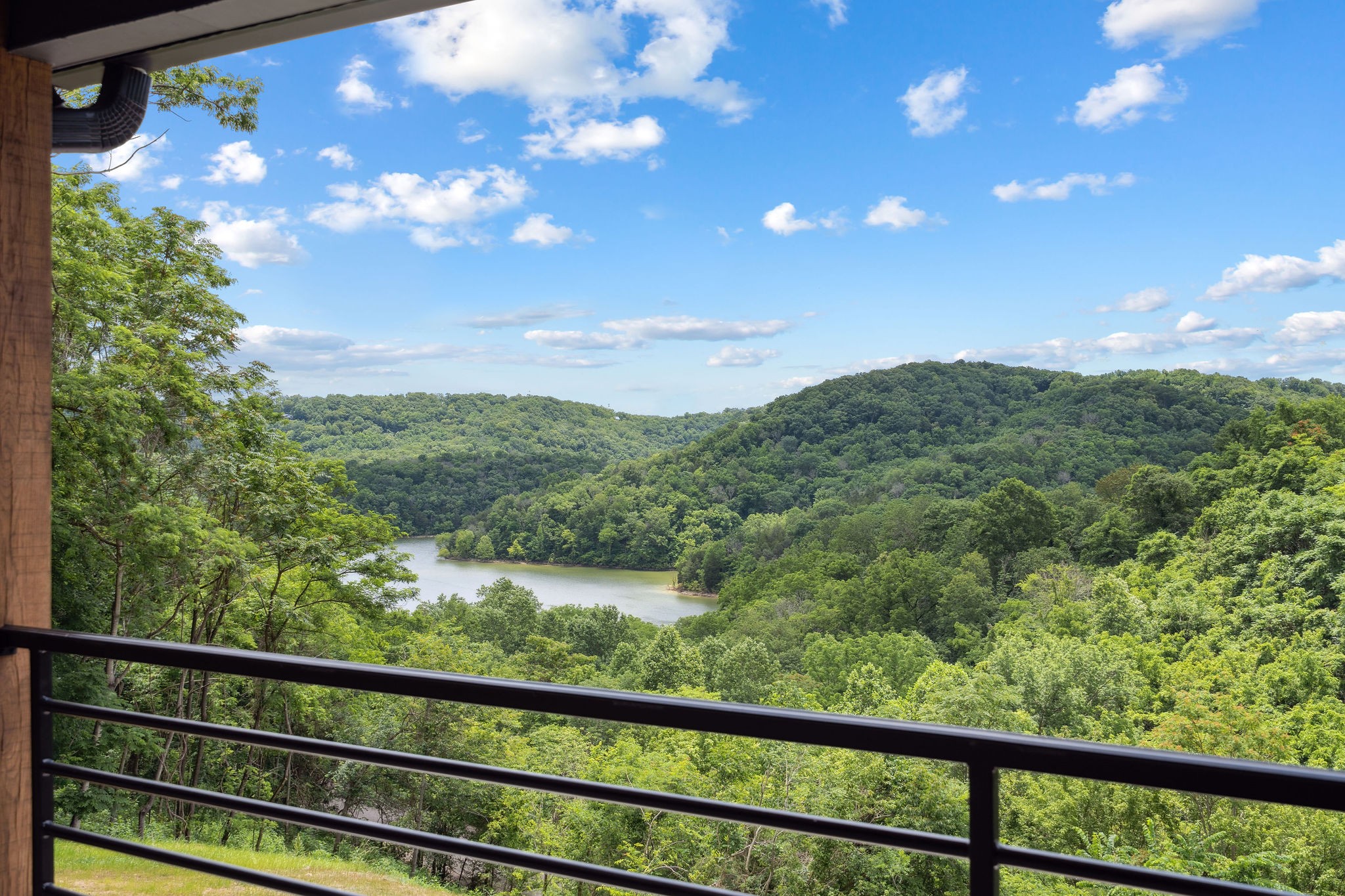 921 Blackberry Ridge Way Property Photo 42