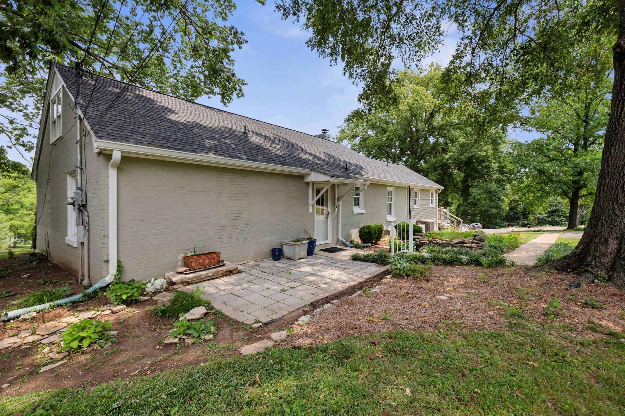 901 Edgewood Dr Property Photo 38