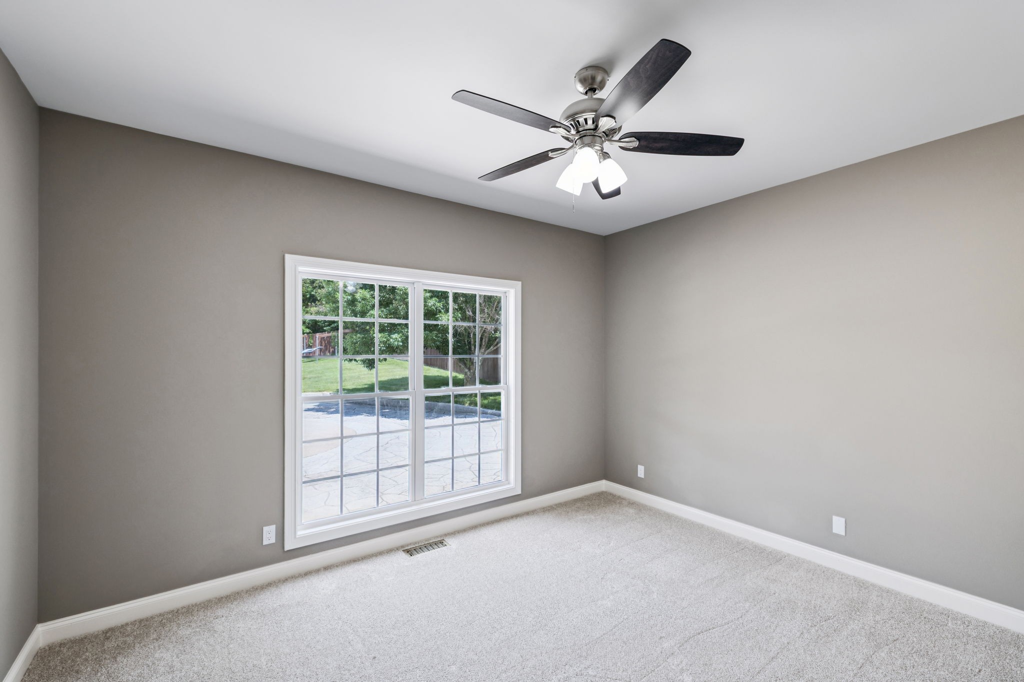 109 Chalford Pl Property Photo 8
