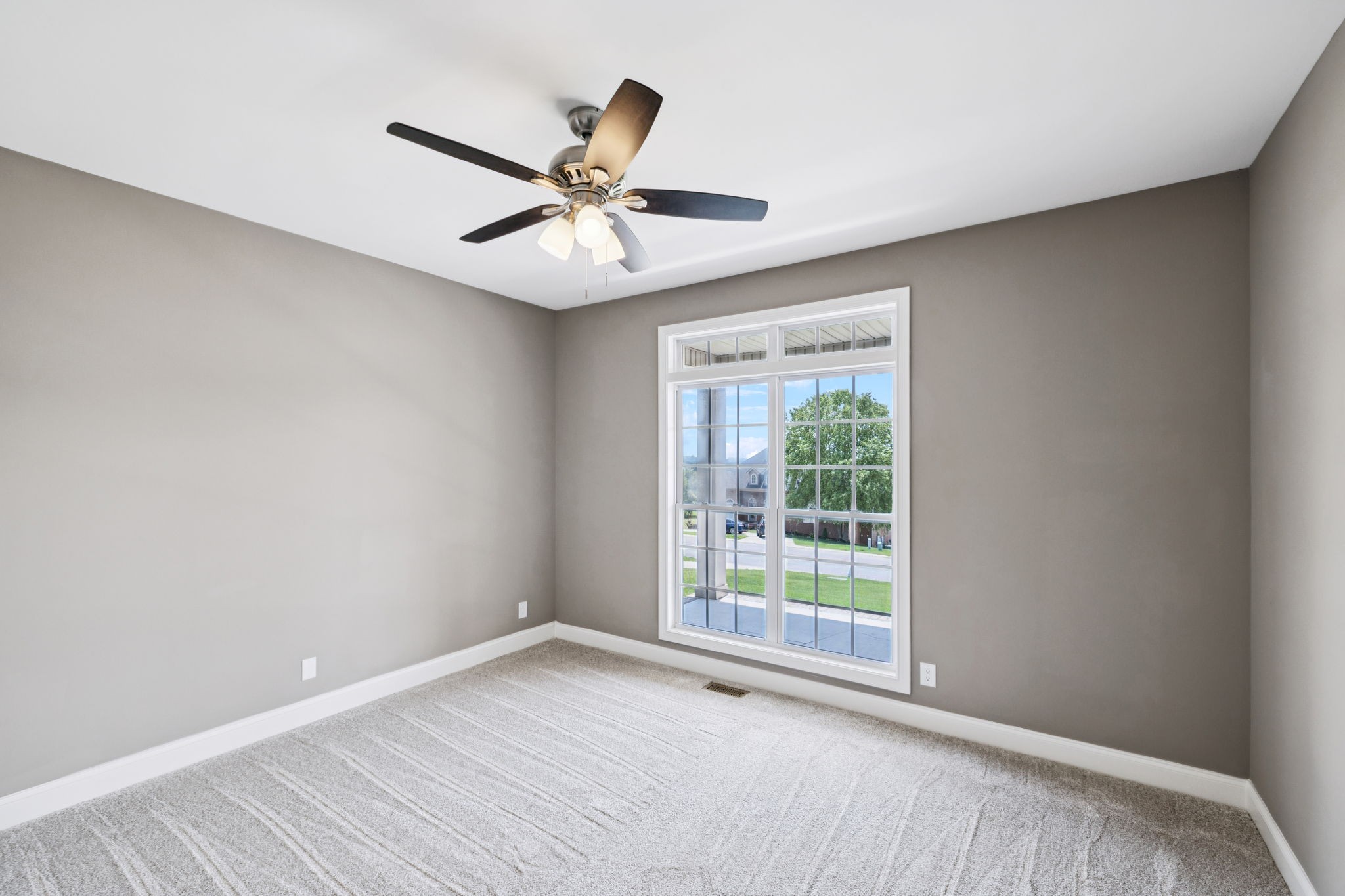 109 Chalford Pl Property Photo 10