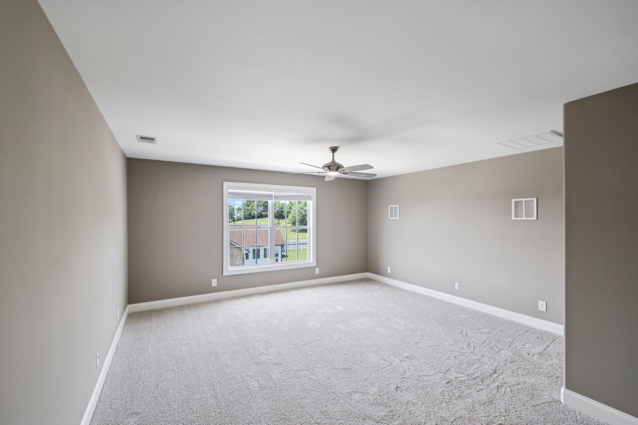 109 Chalford Pl Property Photo 12