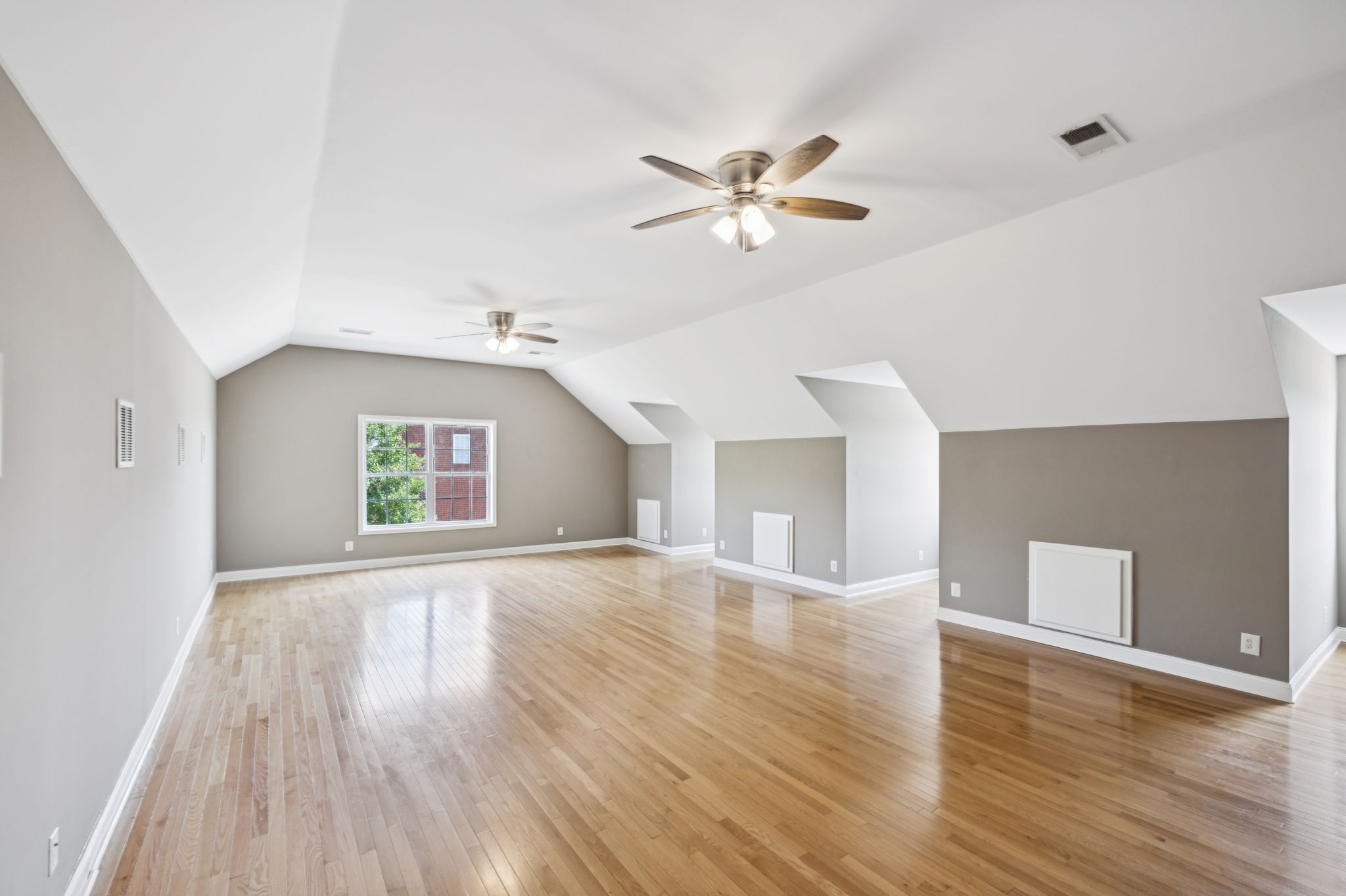 109 Chalford Pl Property Photo 15