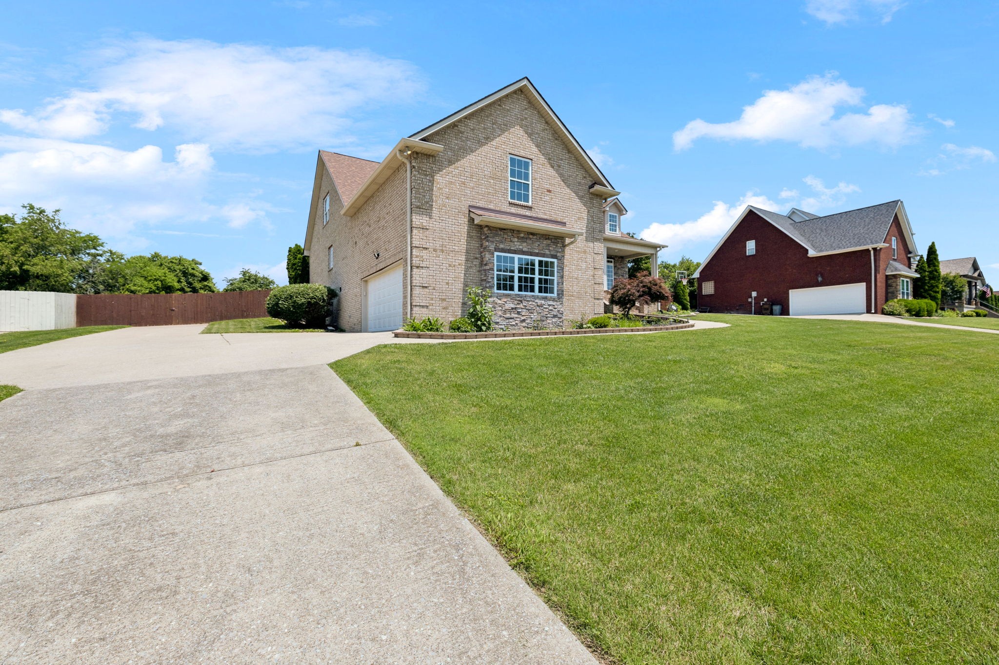 109 Chalford Pl Property Photo 25