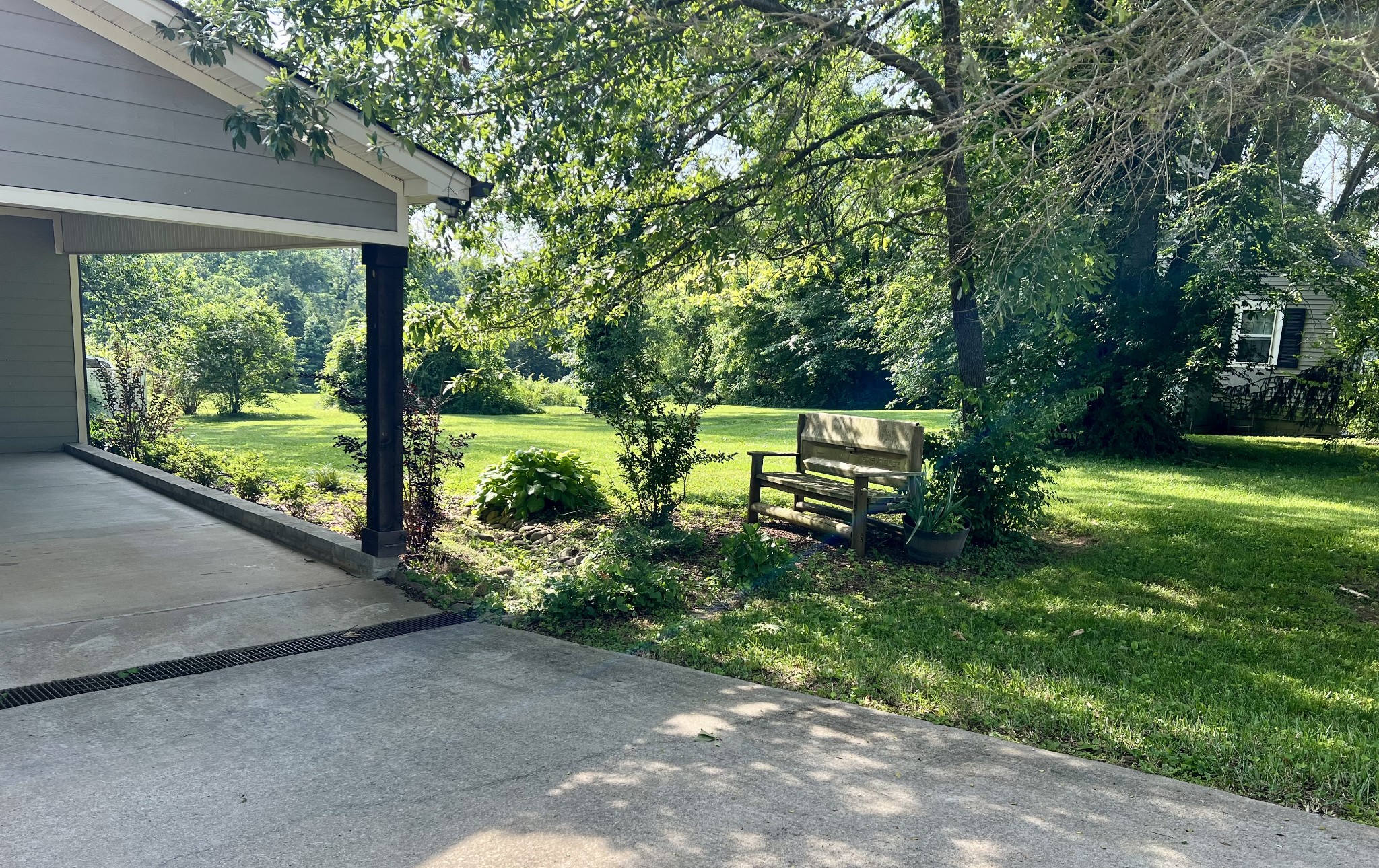 724 Butler Rd Property Photo 4