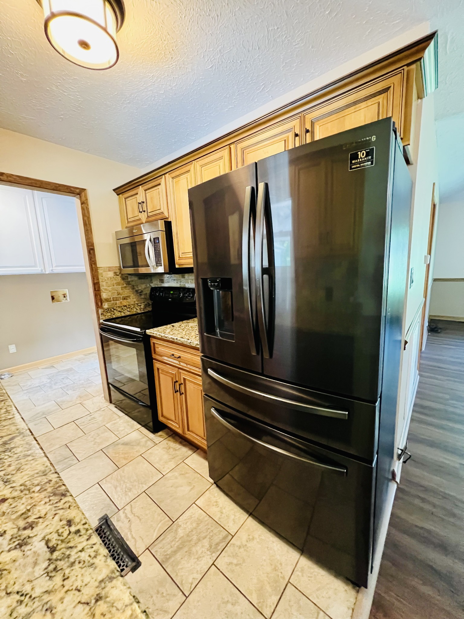 724 Butler Rd Property Photo 11