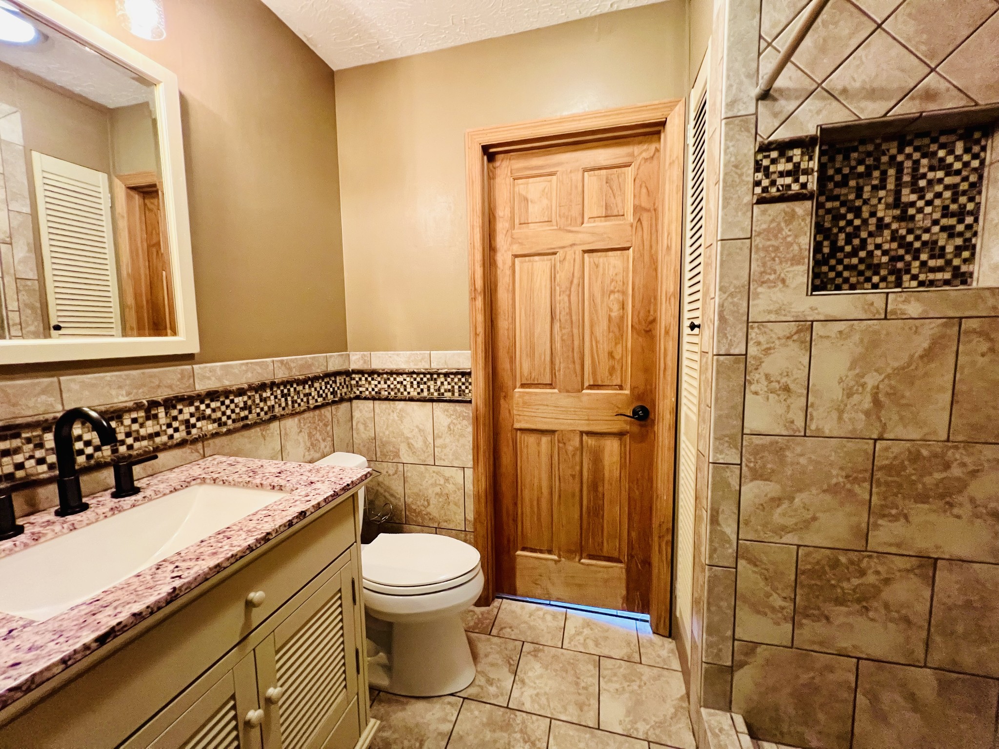 724 Butler Rd Property Photo 15
