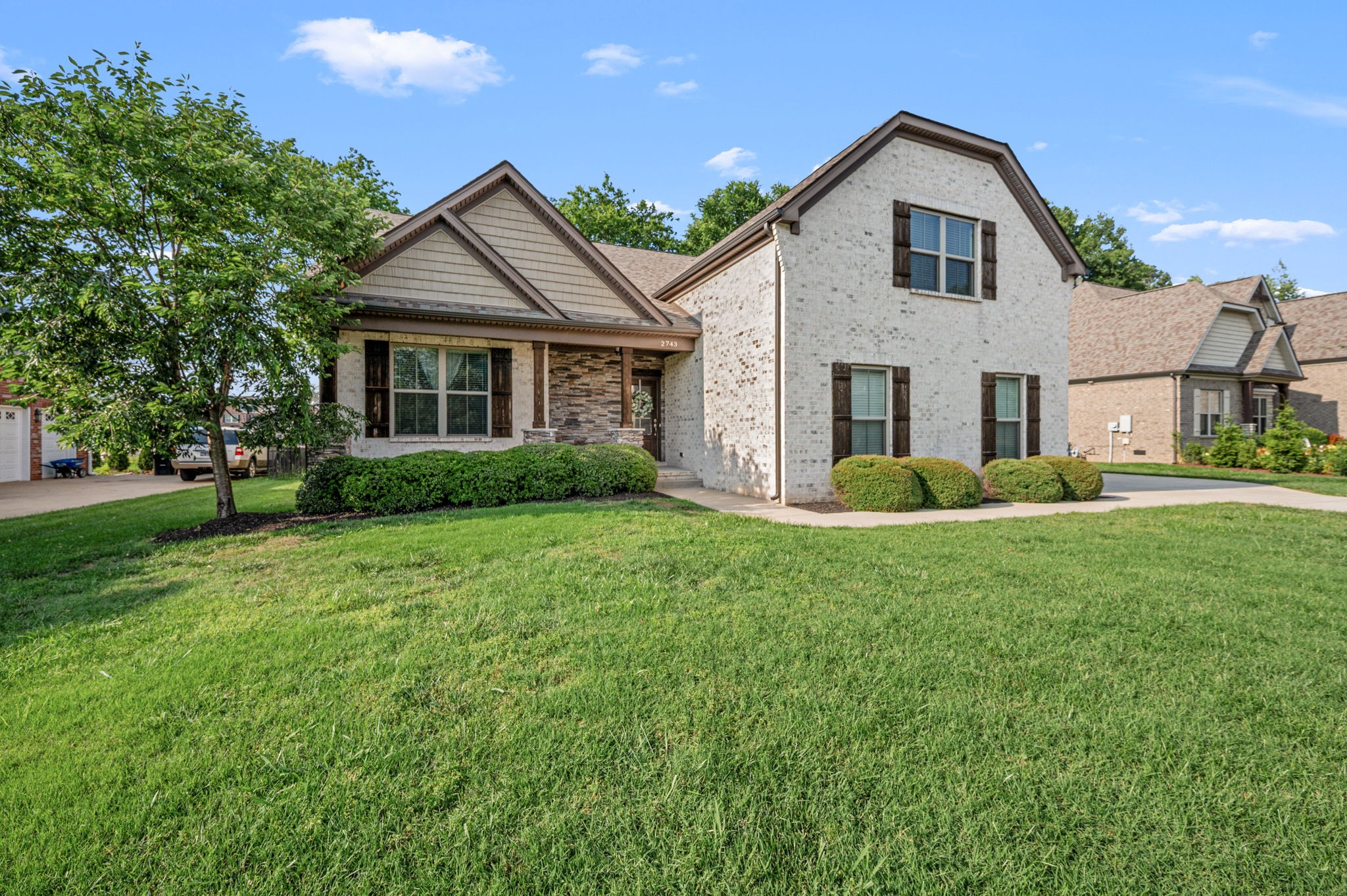 2743 Crowne Pointe Dr Property Photo 6