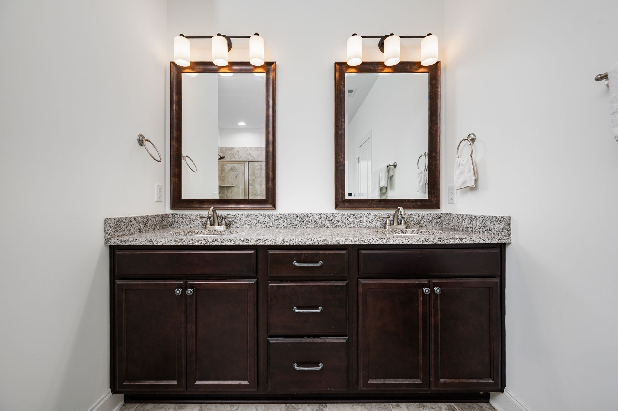 2743 Crowne Pointe Dr Property Photo 27