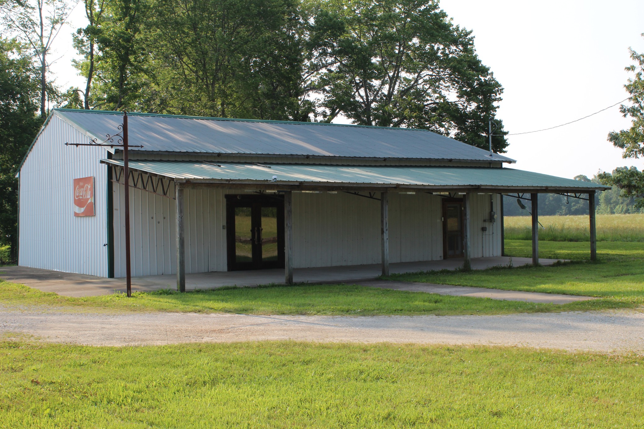 102 Campbellsville Pike Property Photo 1