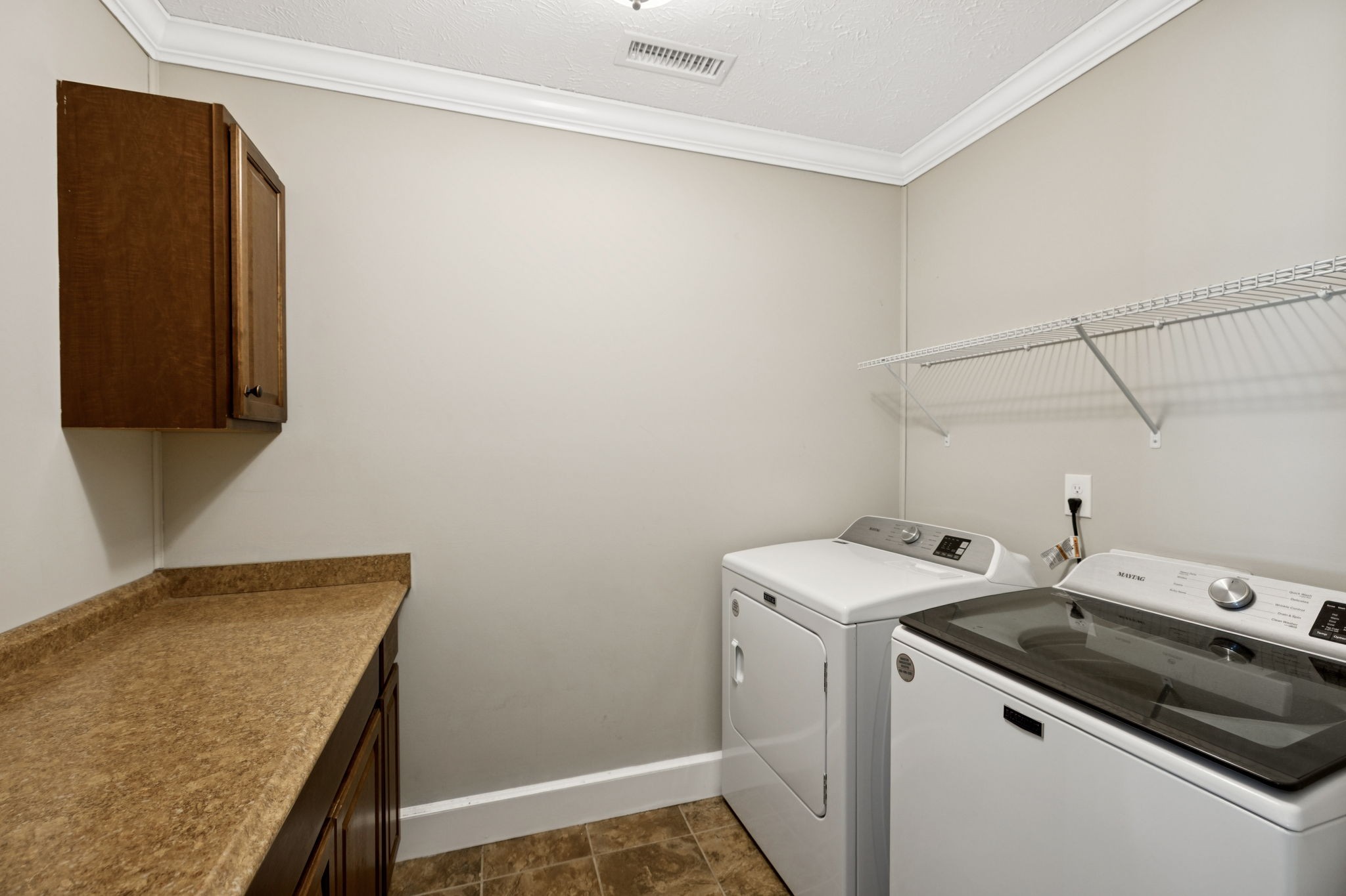 2605 Decatur Ln Property Photo 28