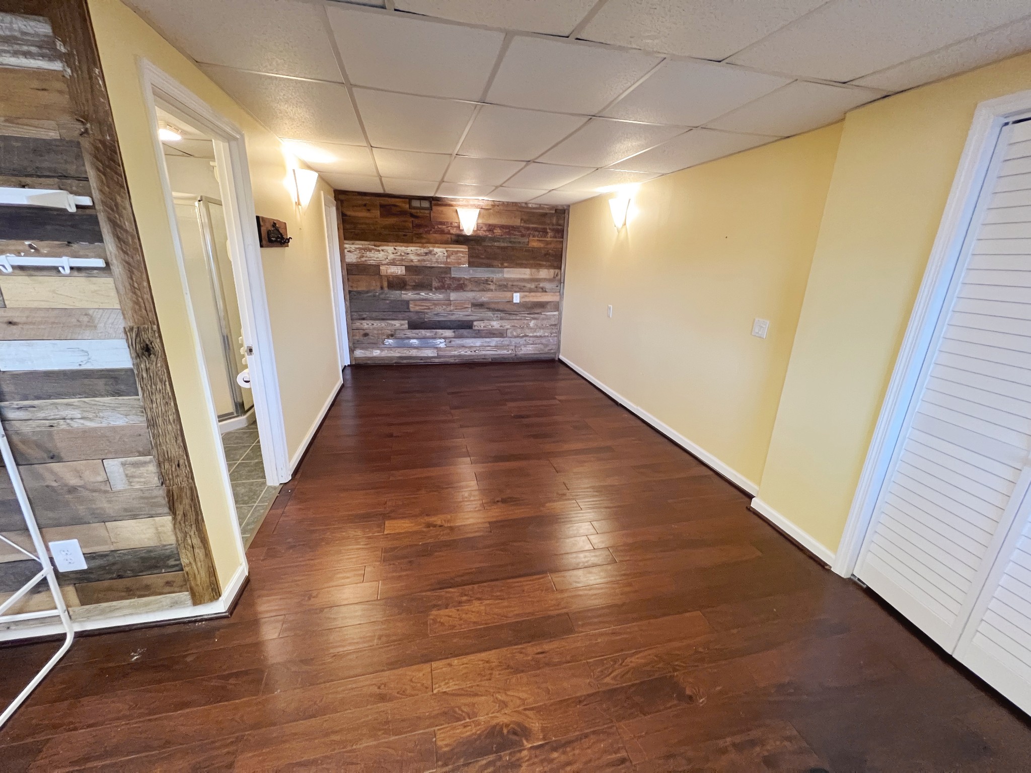 1068 Hickory Harbor Dr Property Photo 20
