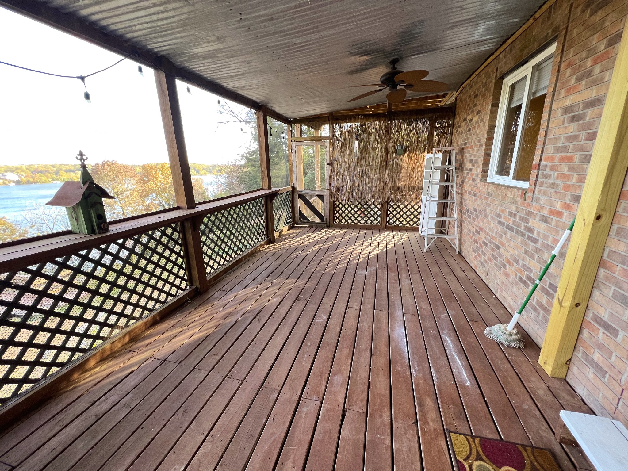 1068 Hickory Harbor Dr Property Photo 24