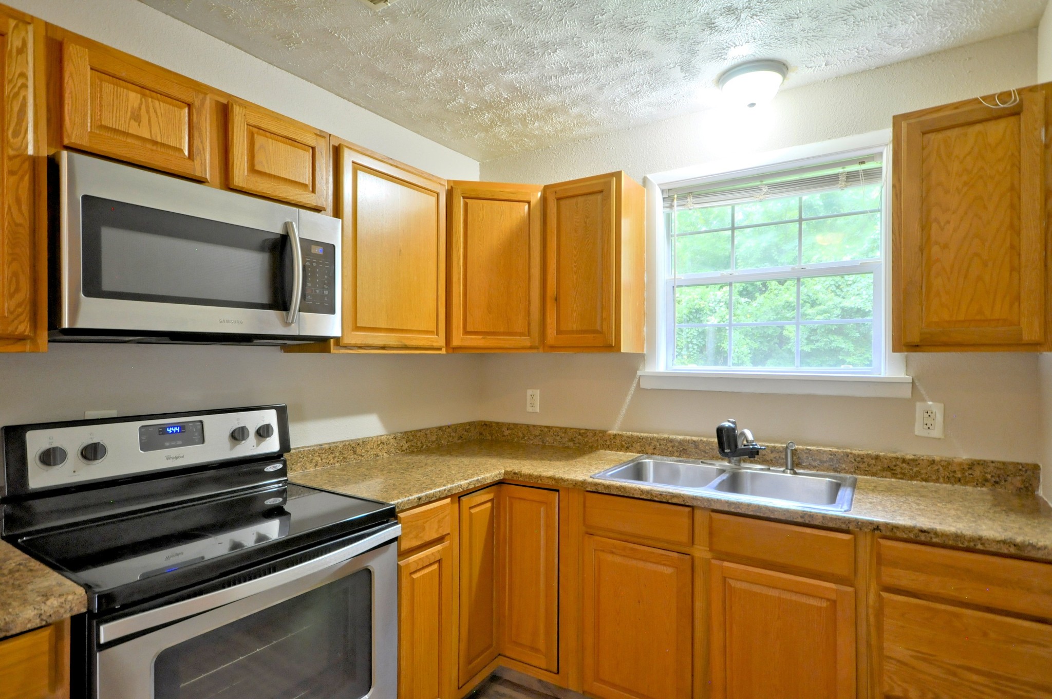 267 Raintree Dr Property Photo 11