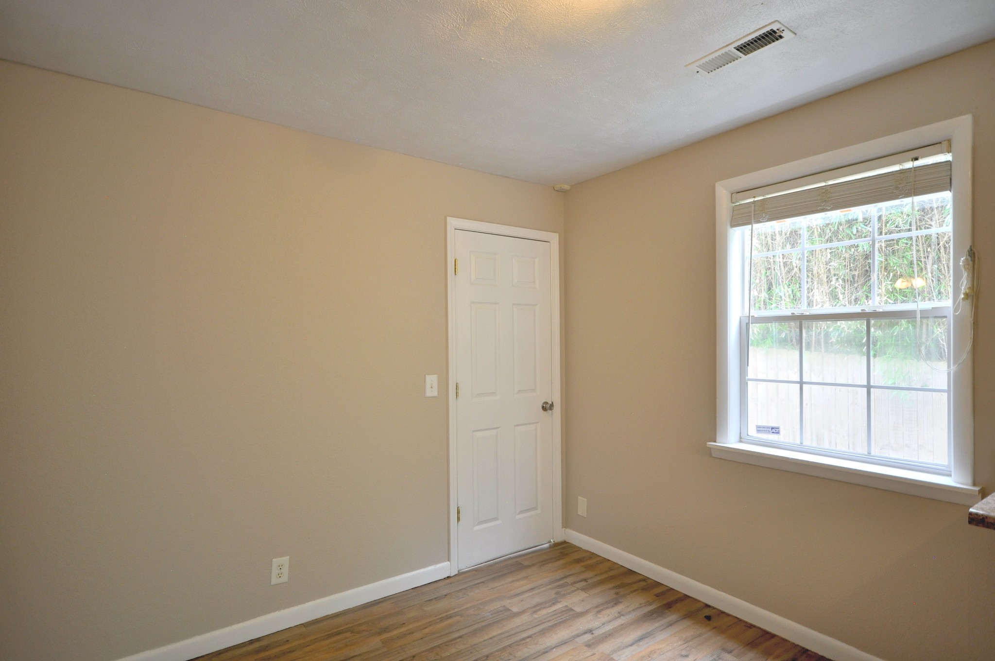 267 Raintree Dr Property Photo 16