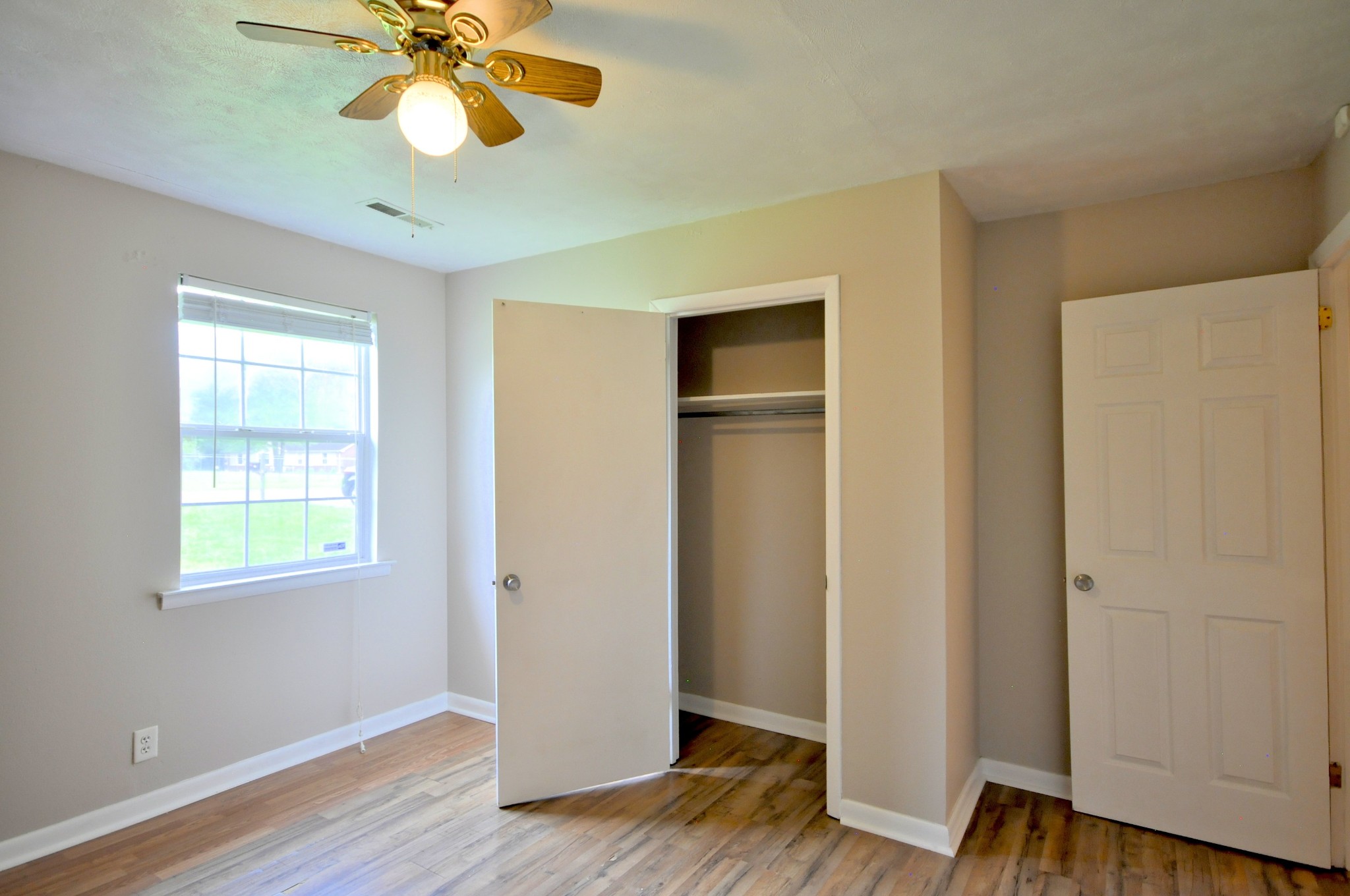 267 Raintree Dr Property Photo 28
