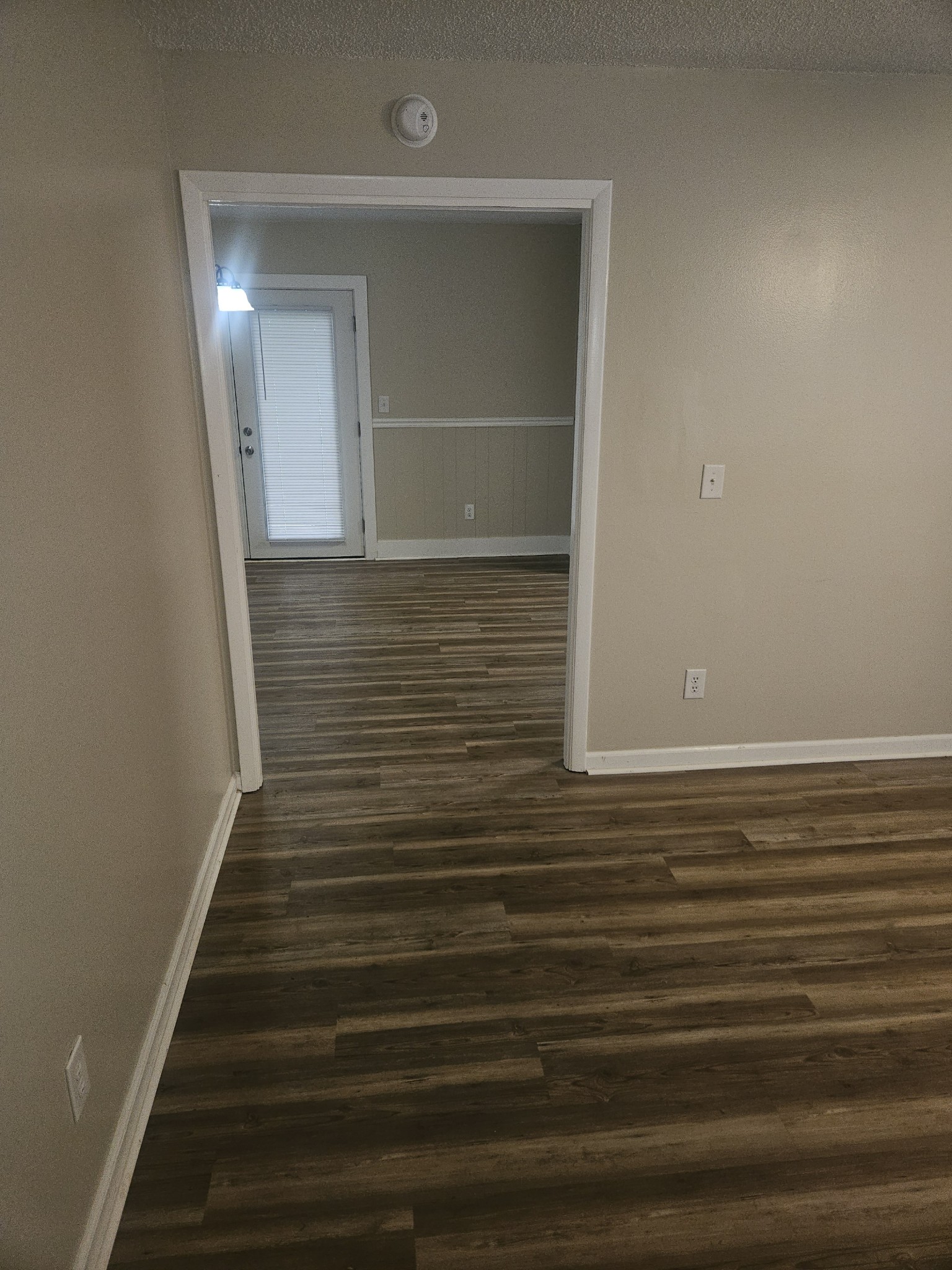 6731 Forrest Ln Property Photo 2