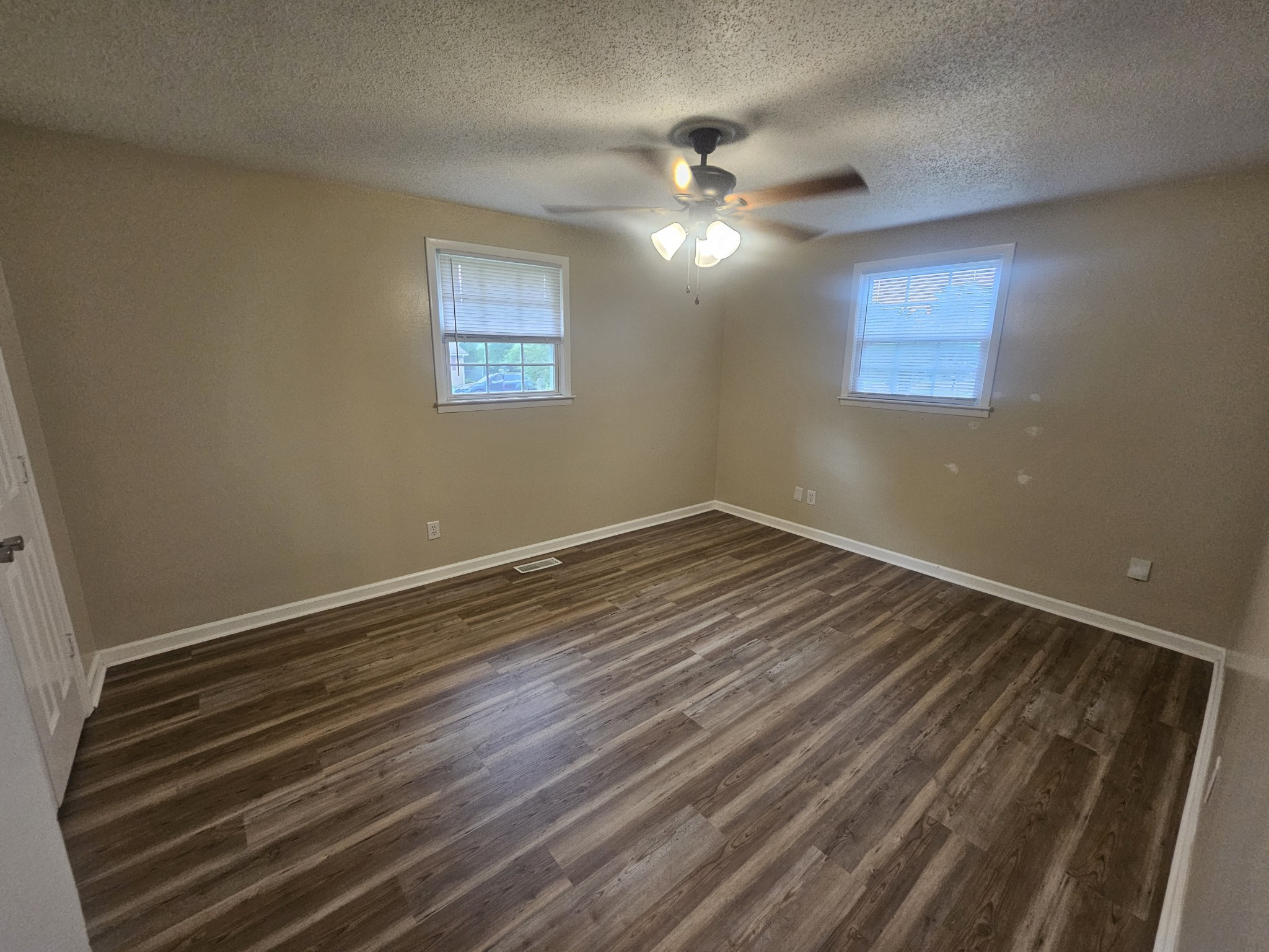 6731 Forrest Ln Property Photo 12