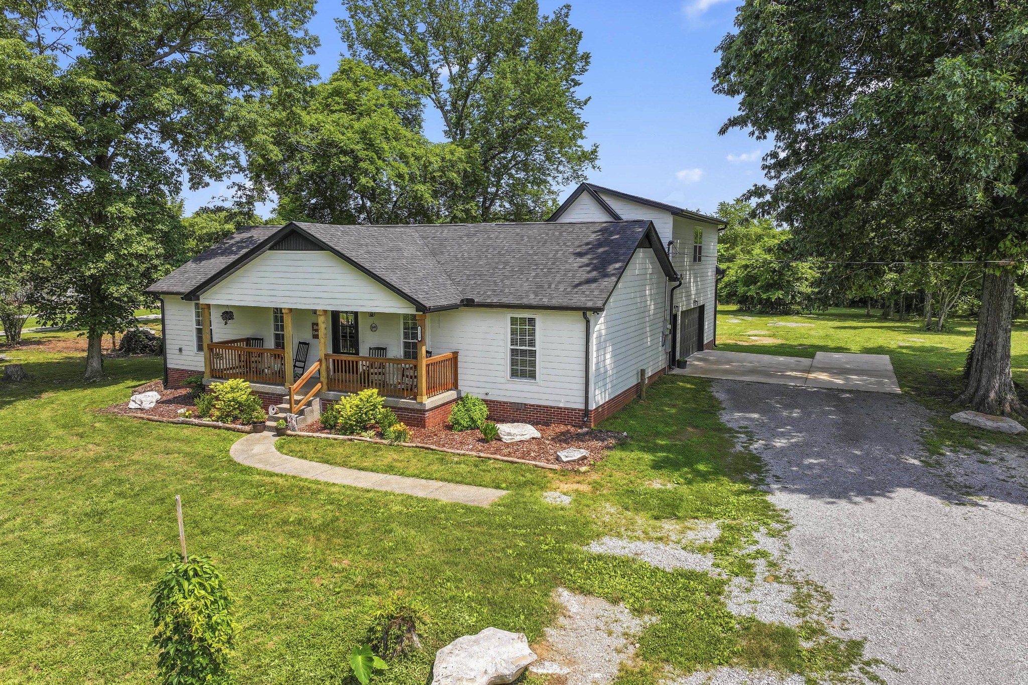 1510 Wade Brown Rd Property Photo 3