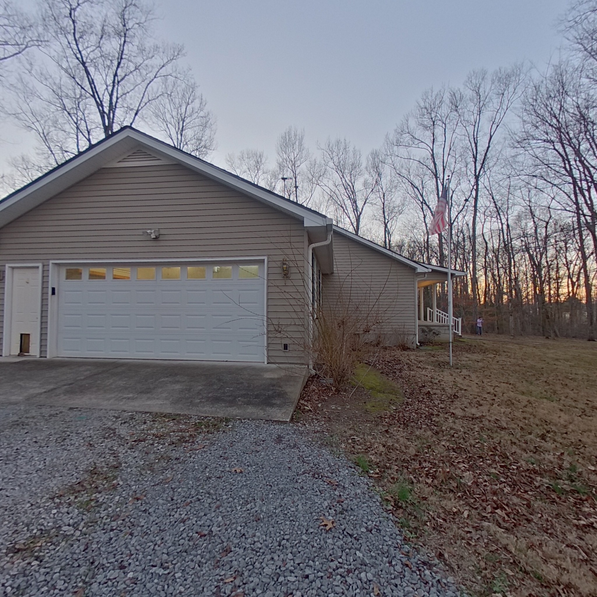 1147 Pickle Rd Property Photo 5