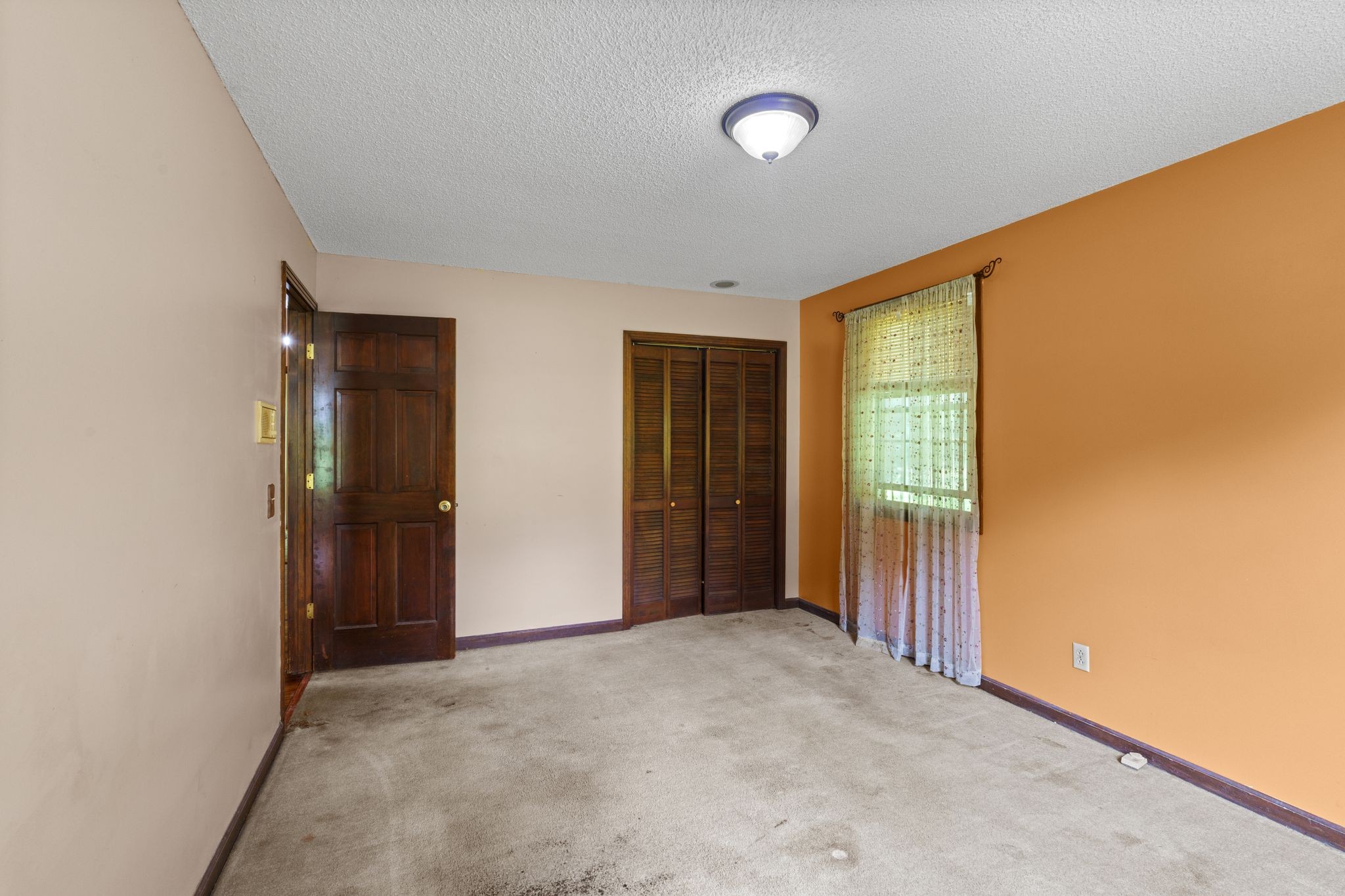 1011 Hickory Harbor Dr Property Photo 24