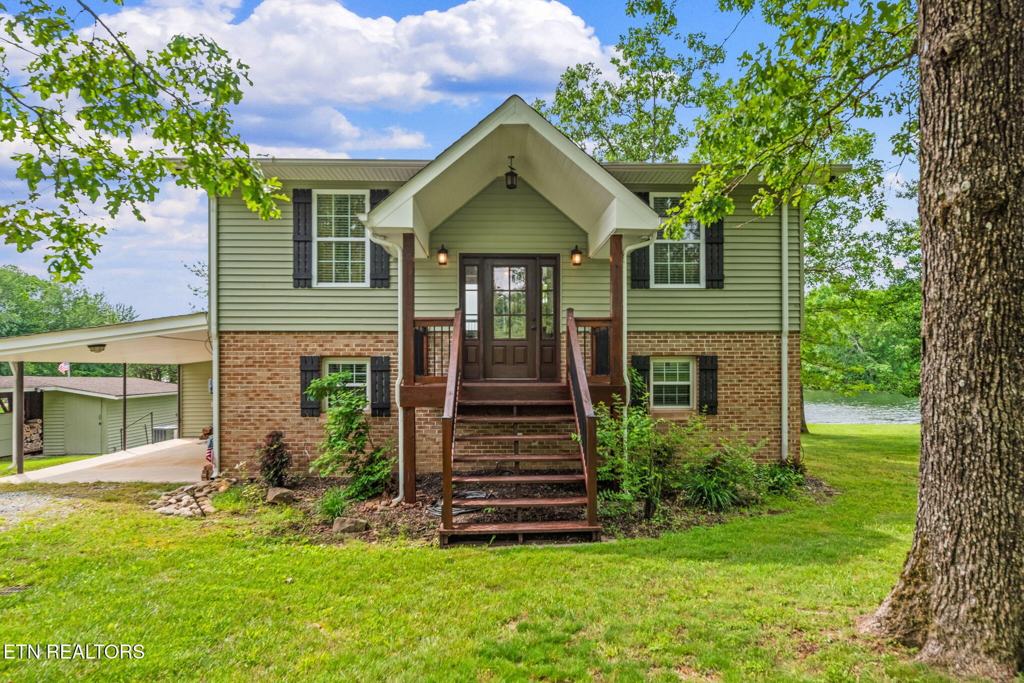 8559 Cherokee Tr Property Photo 1