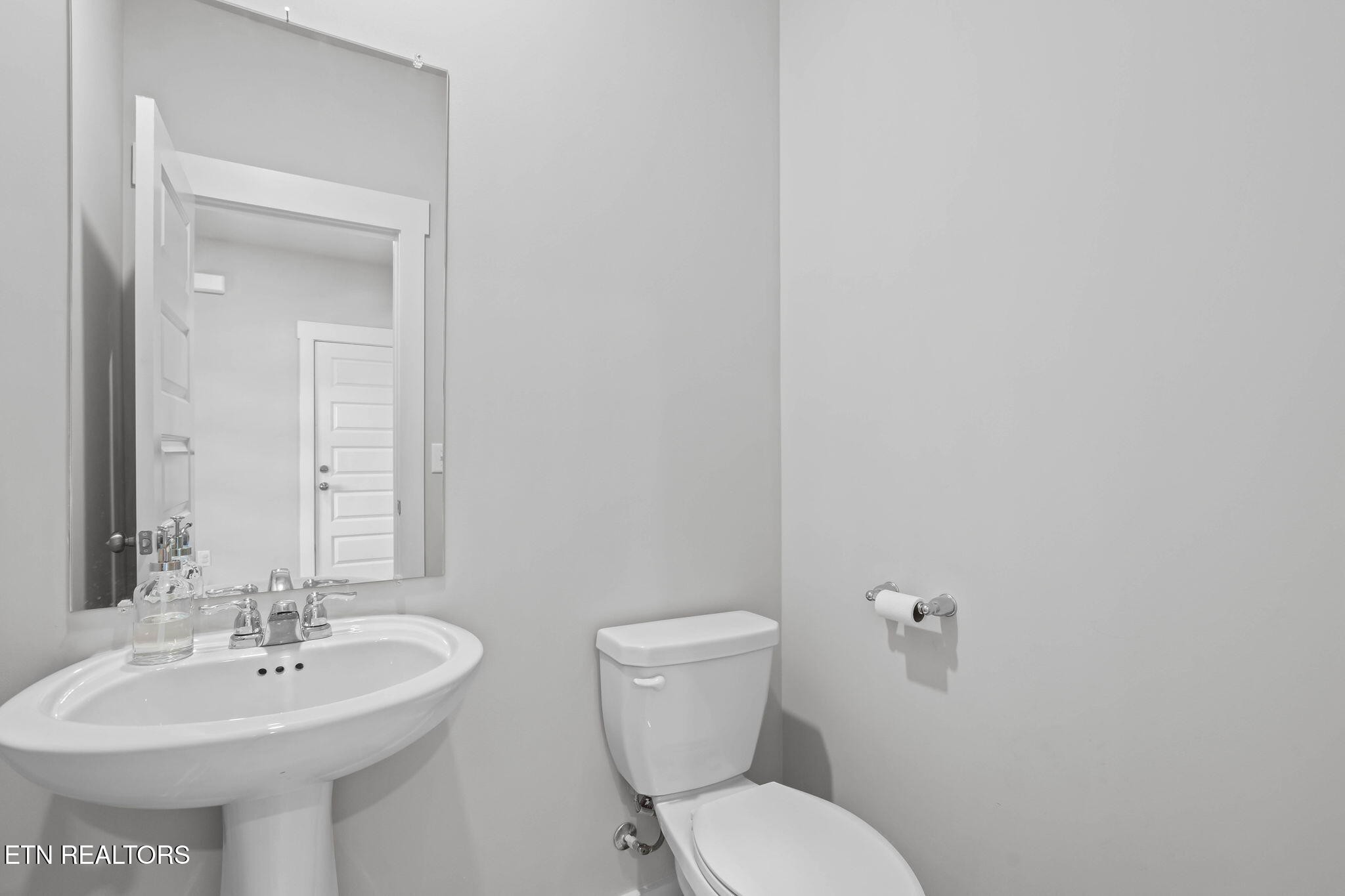 324 Gulfstream Drive Property Photo 19