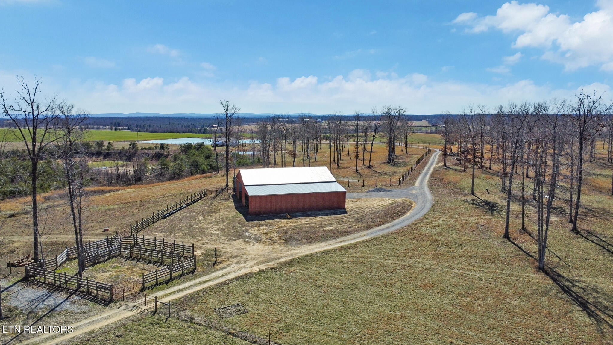 430 Turkey Ridge Rd Property Photo 1