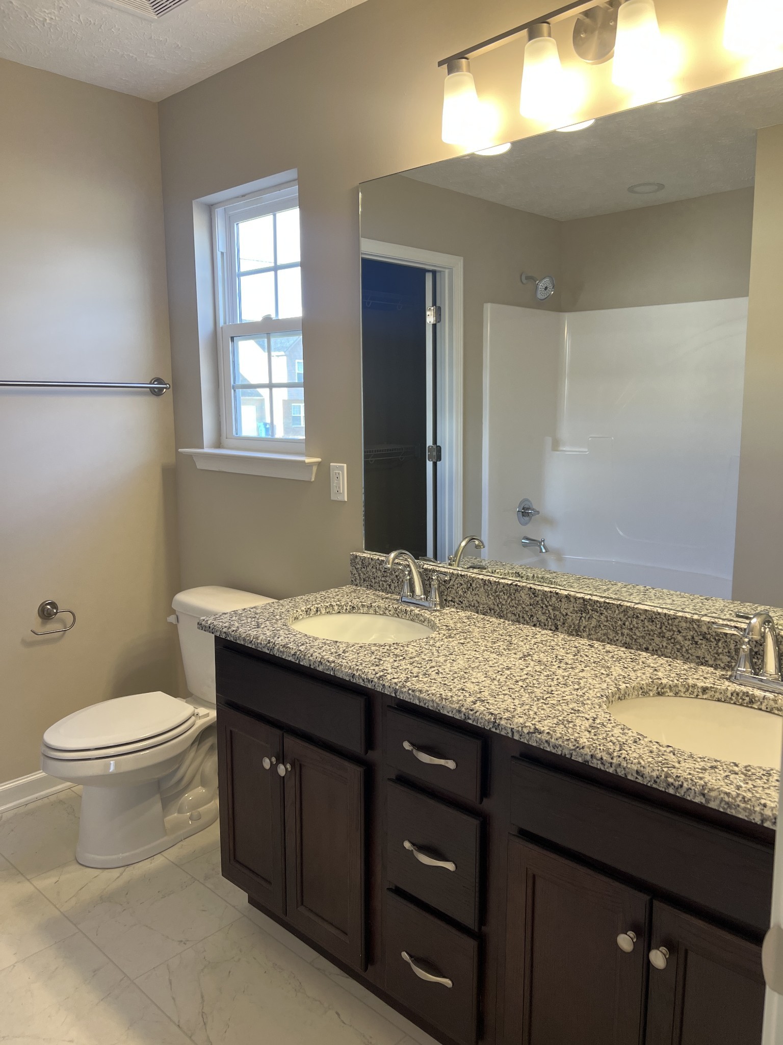147 Timber Circle Property Photo 8
