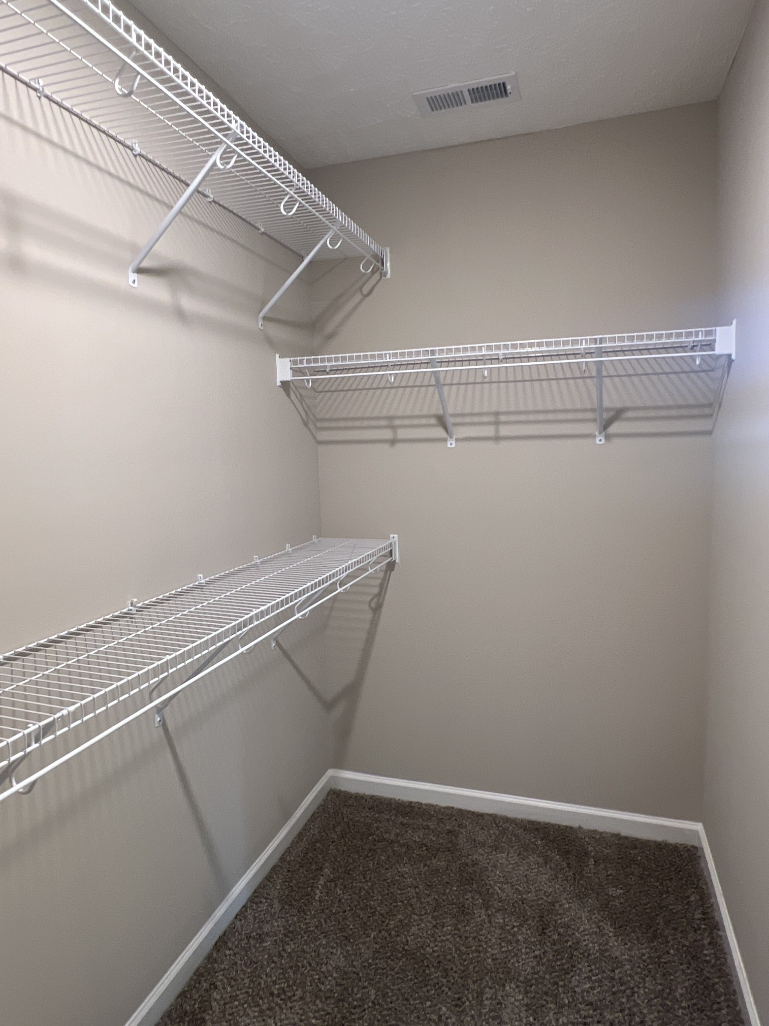 147 Timber Circle Property Photo 10