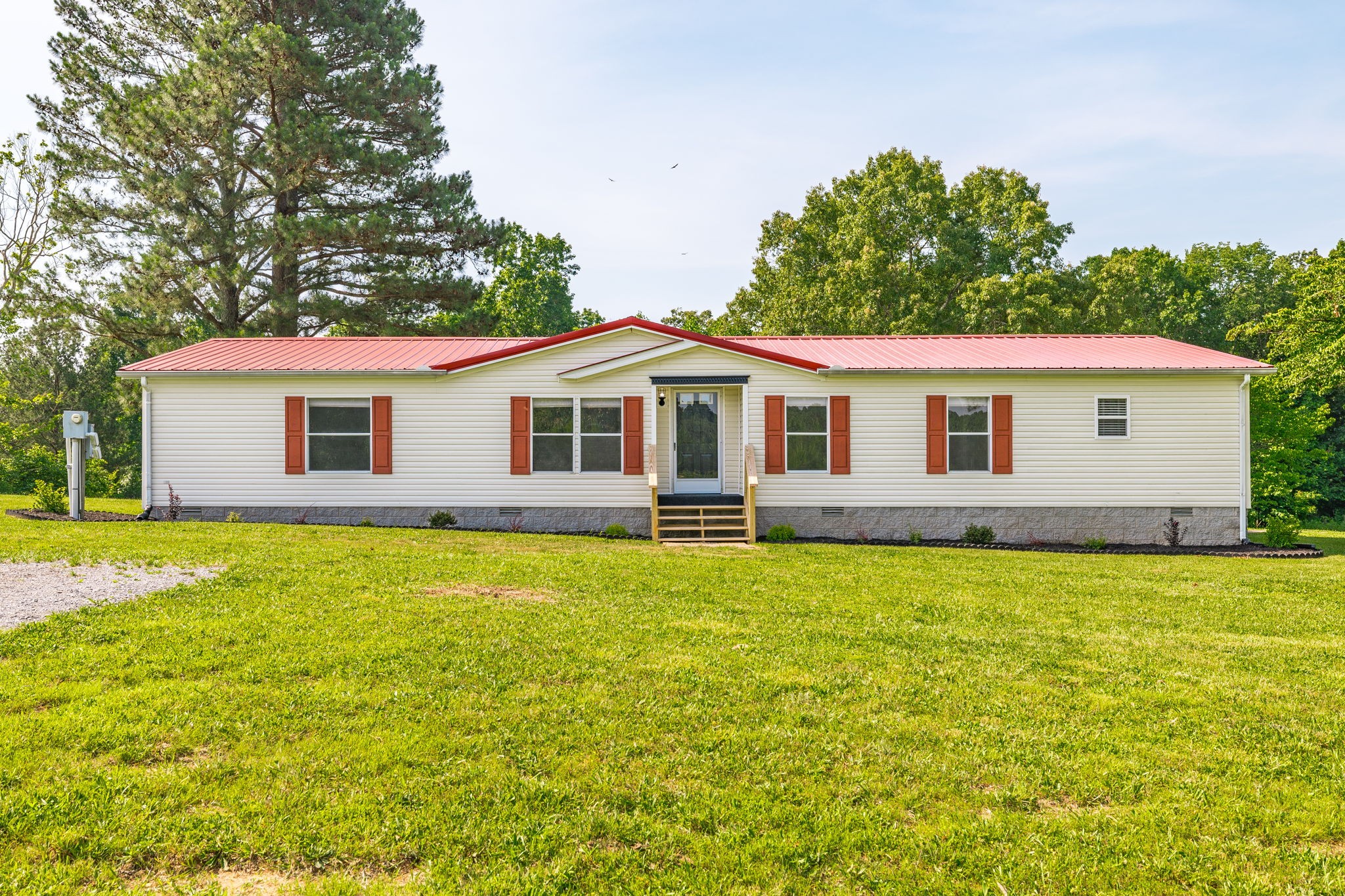 1320 Fairfield Rd Property Photo 1