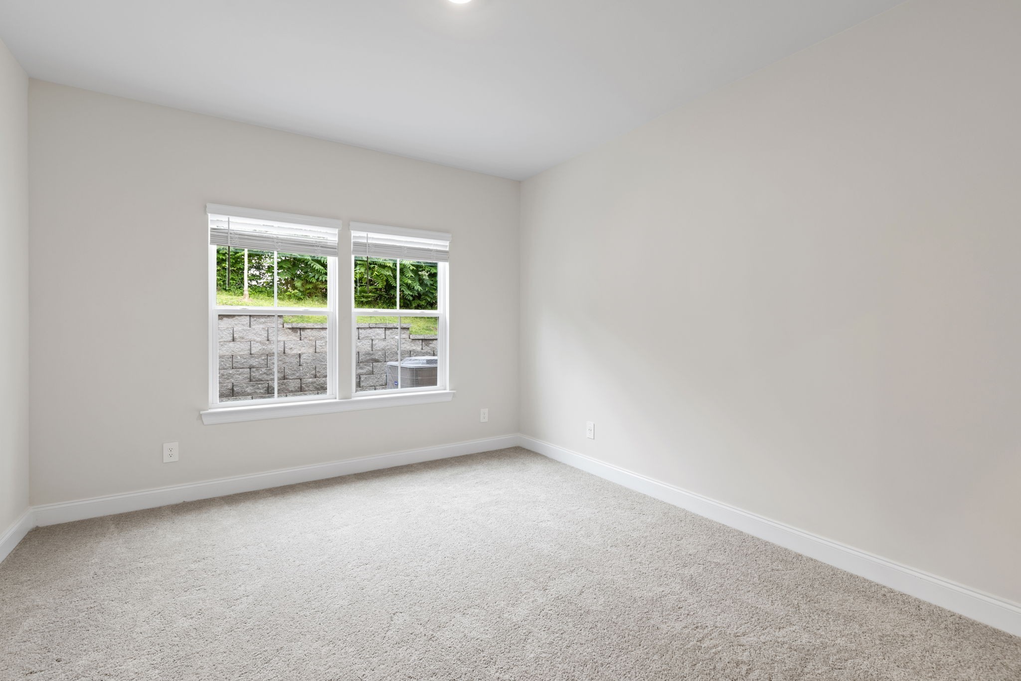 204 Douglas Bend Rd Property Photo 14