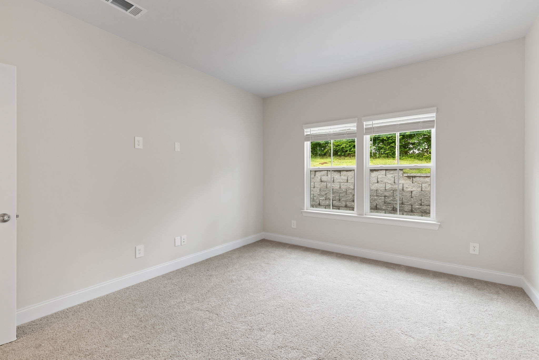 204 Douglas Bend Rd Property Photo 16