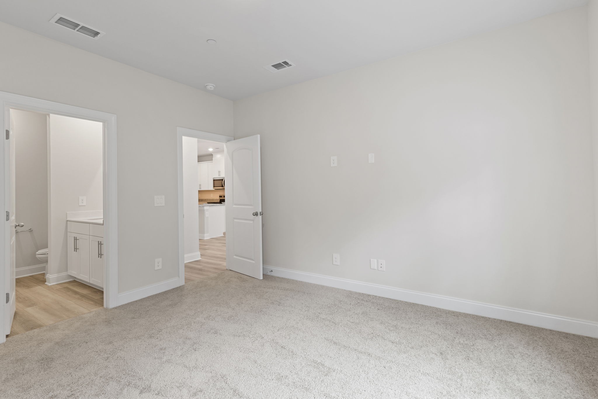 204 Douglas Bend Rd Property Photo 18