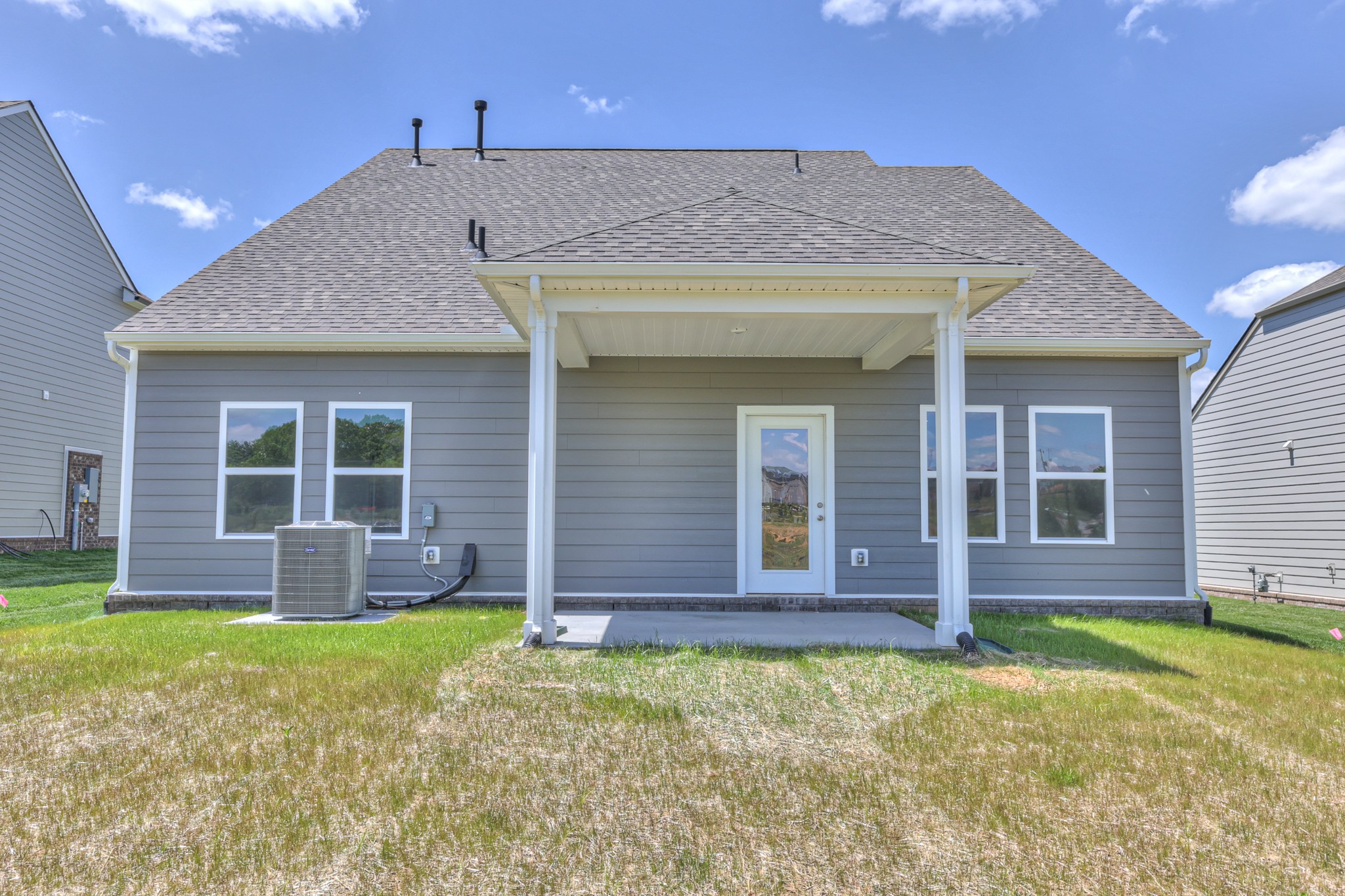 209 Charlie Place Property Photo 4