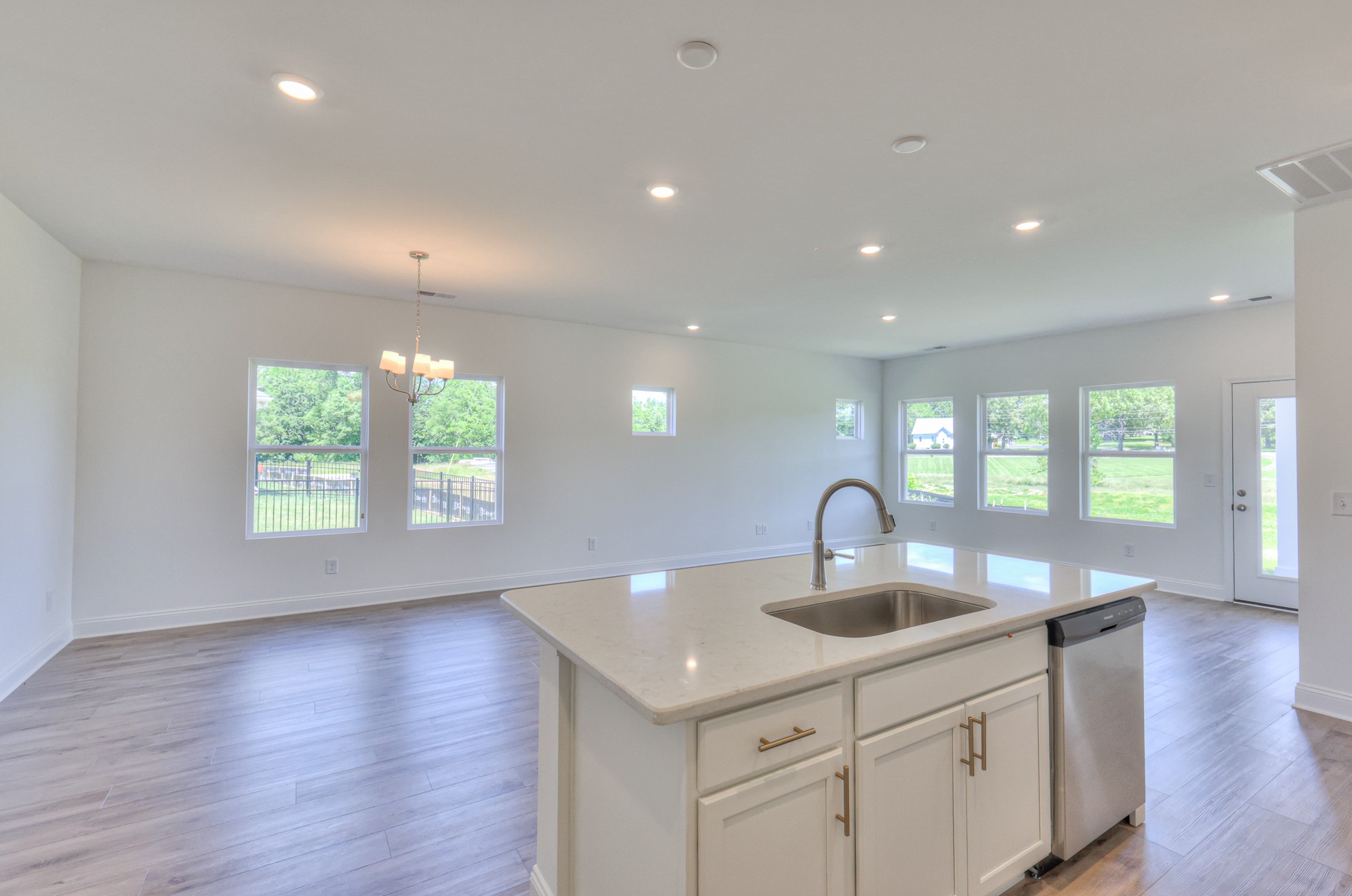 105 Charlie Place Property Photo 28