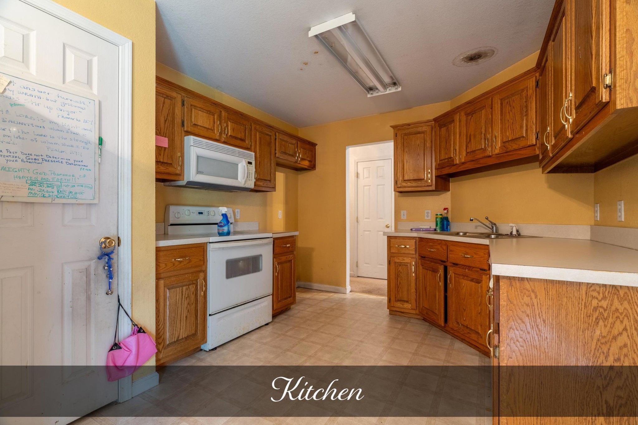 3015 Muskogee Ln Property Photo 5