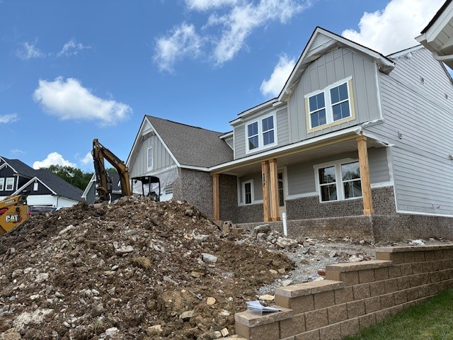 520 Blue Olive Drive Property Photo 3