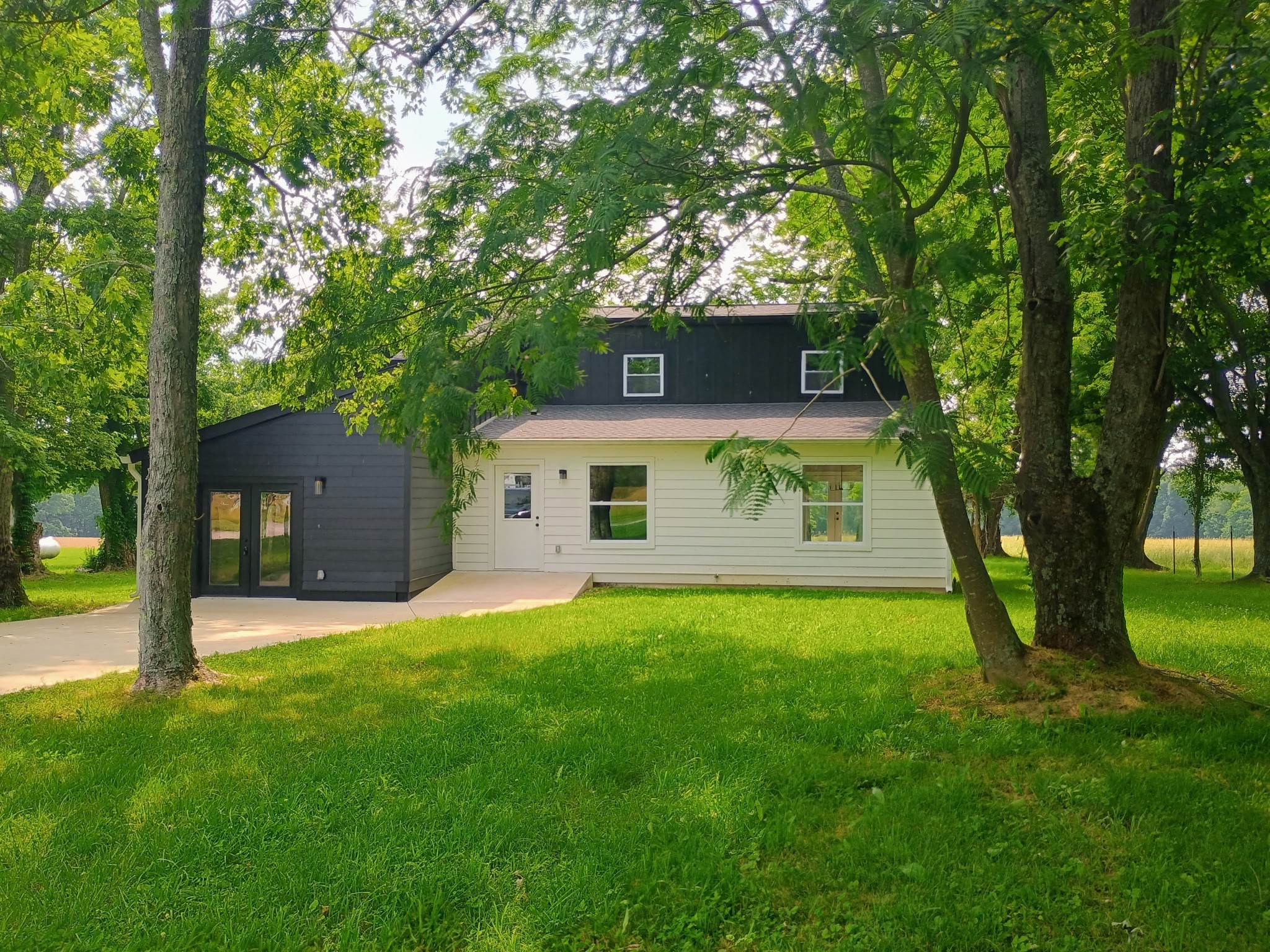 657 Chaffin Rd Property Photo 2