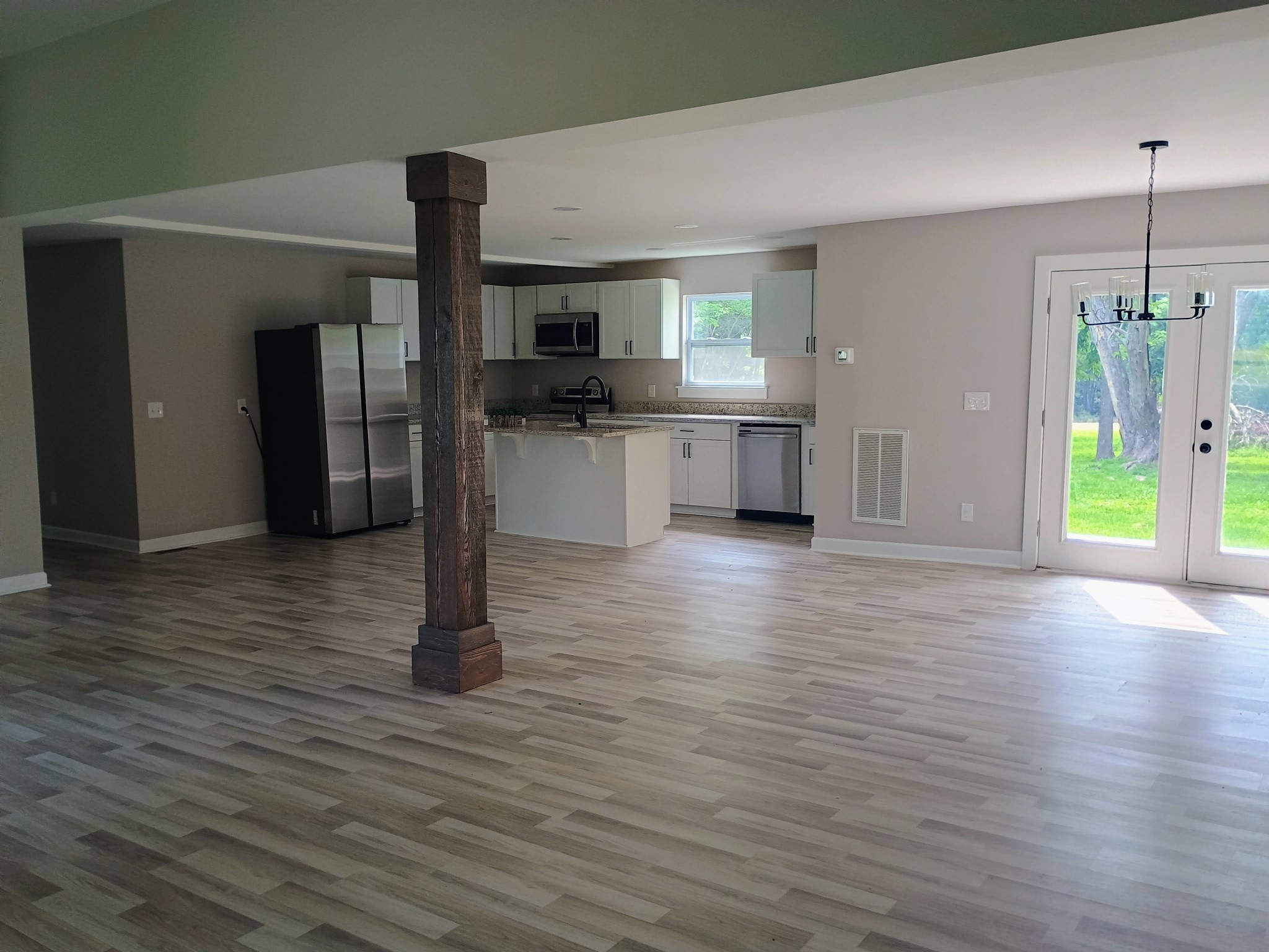 657 Chaffin Rd Property Photo 6