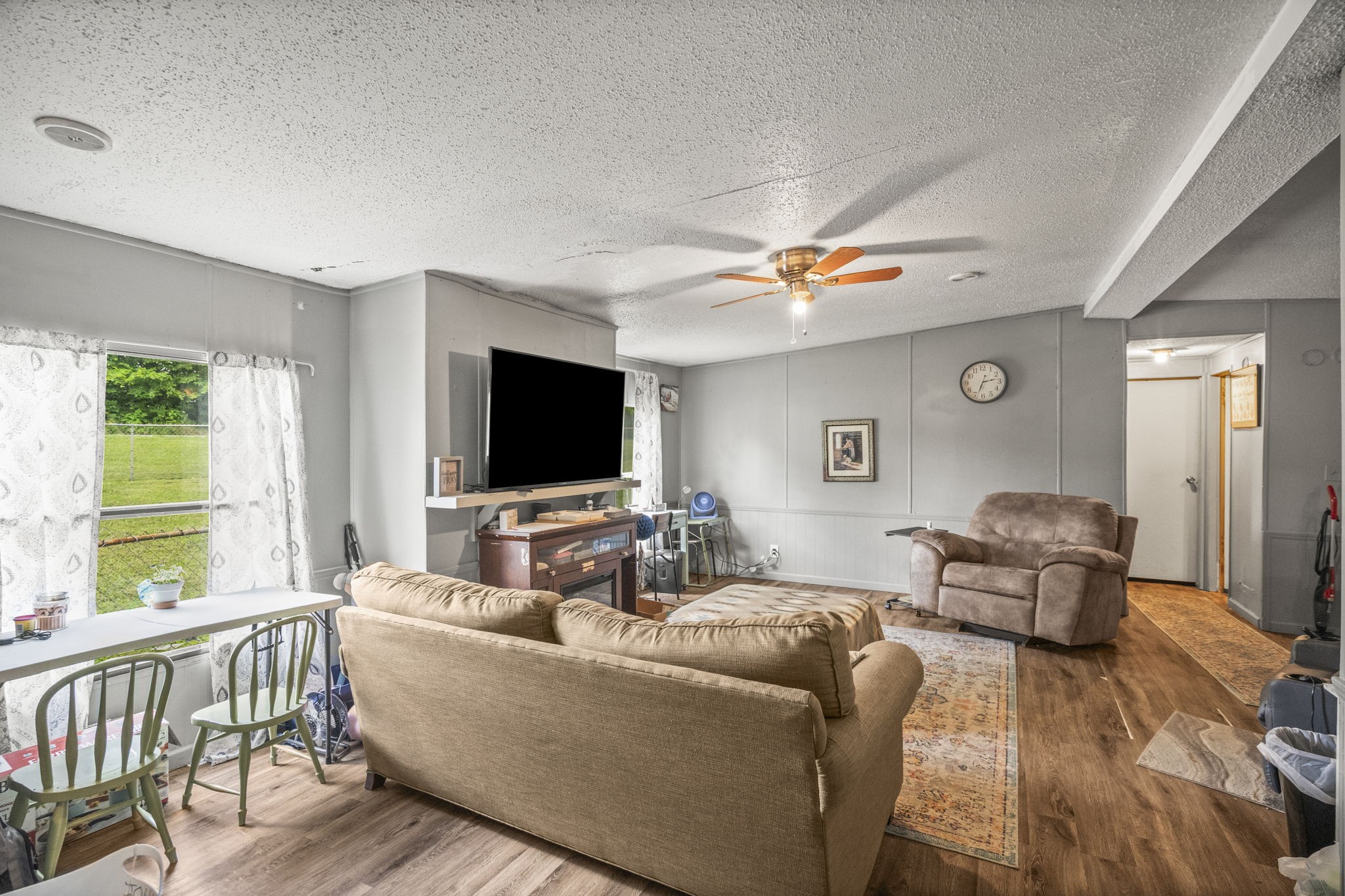 1189 Leo Baker Rd Property Photo 8