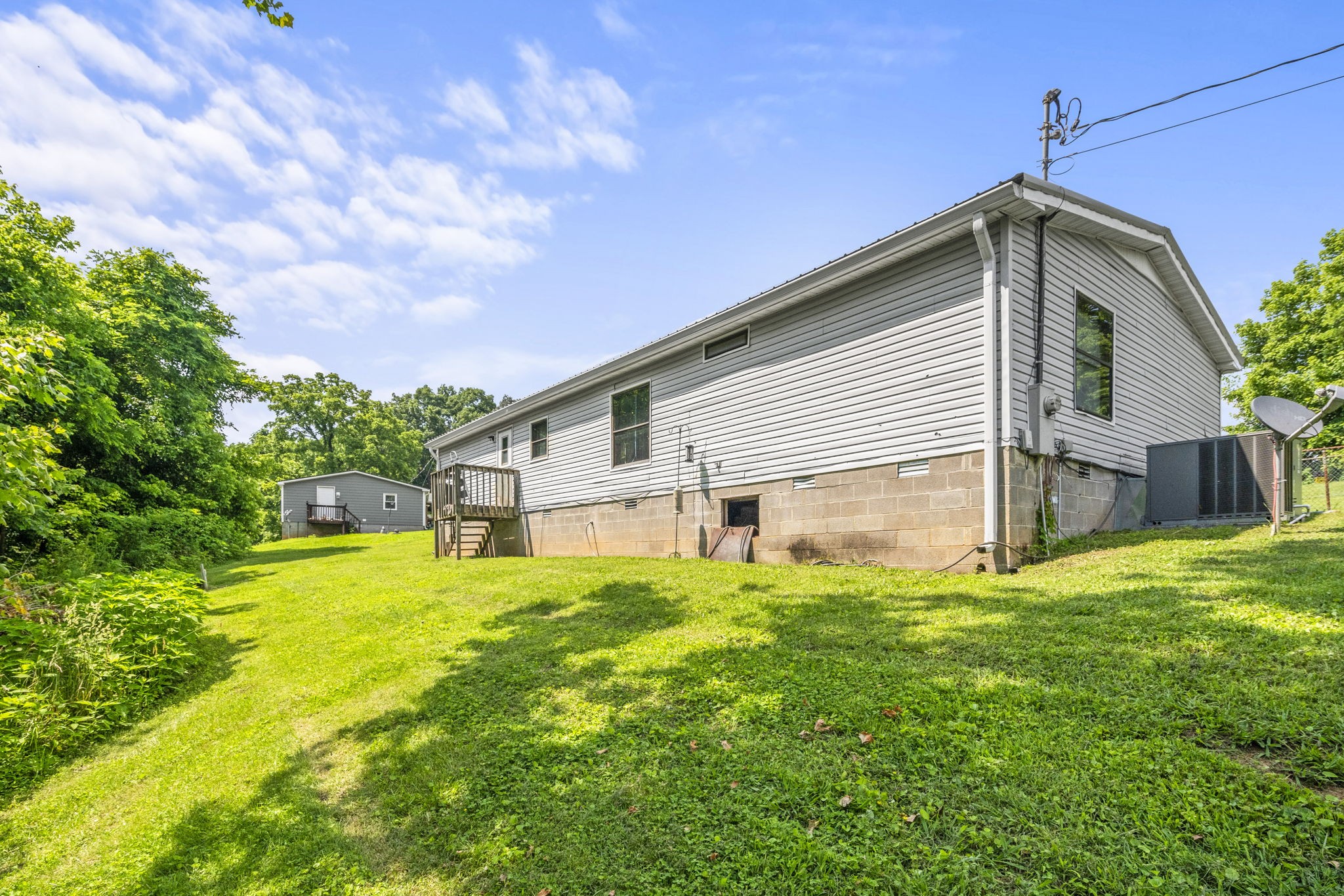 1189 Leo Baker Rd Property Photo 31
